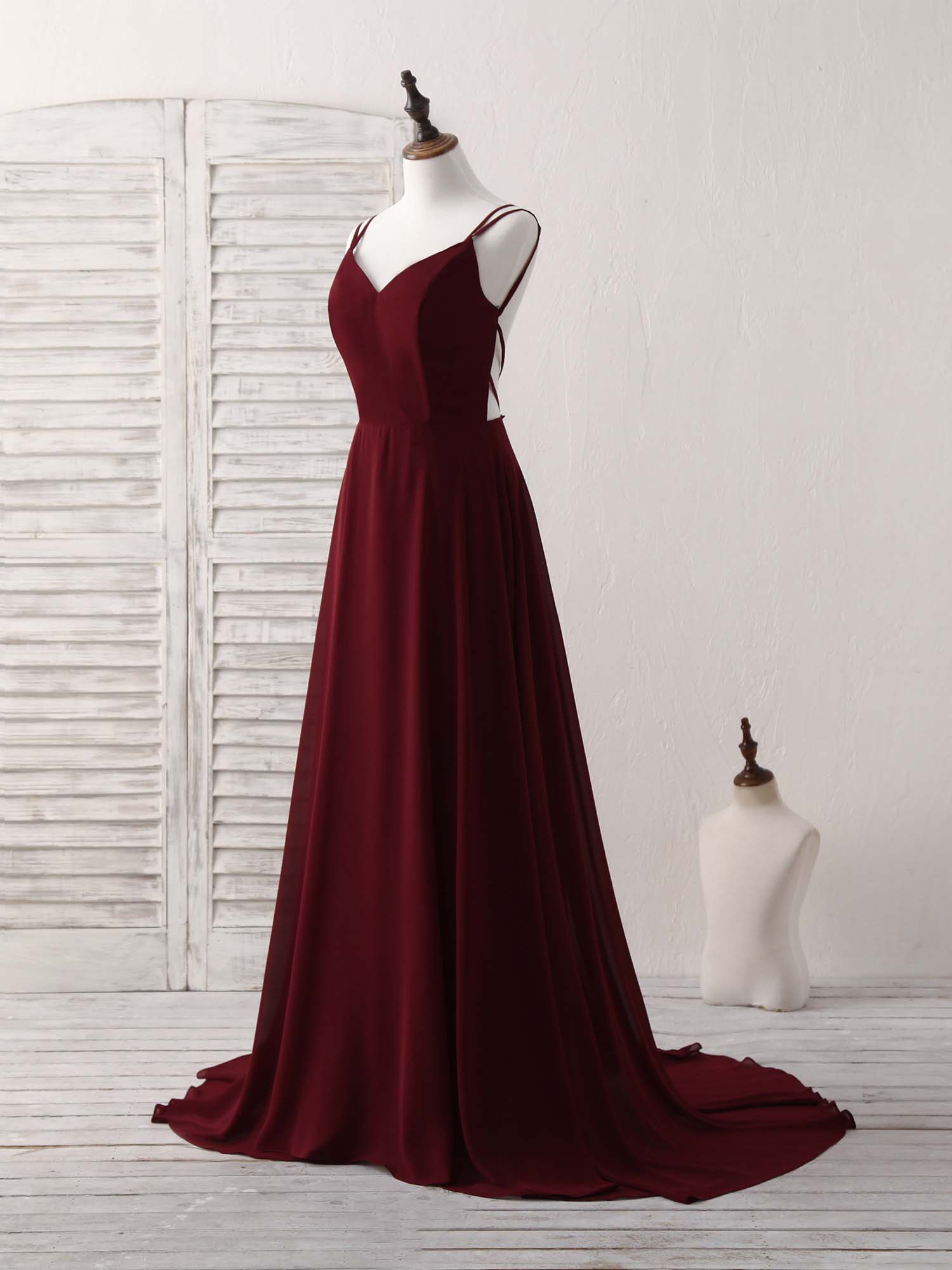 Elegant Burgundy Chiffon Long Prom Dress with Backless Design - Perfect for Evening Gowns, Homecoming, and Formal Occasions