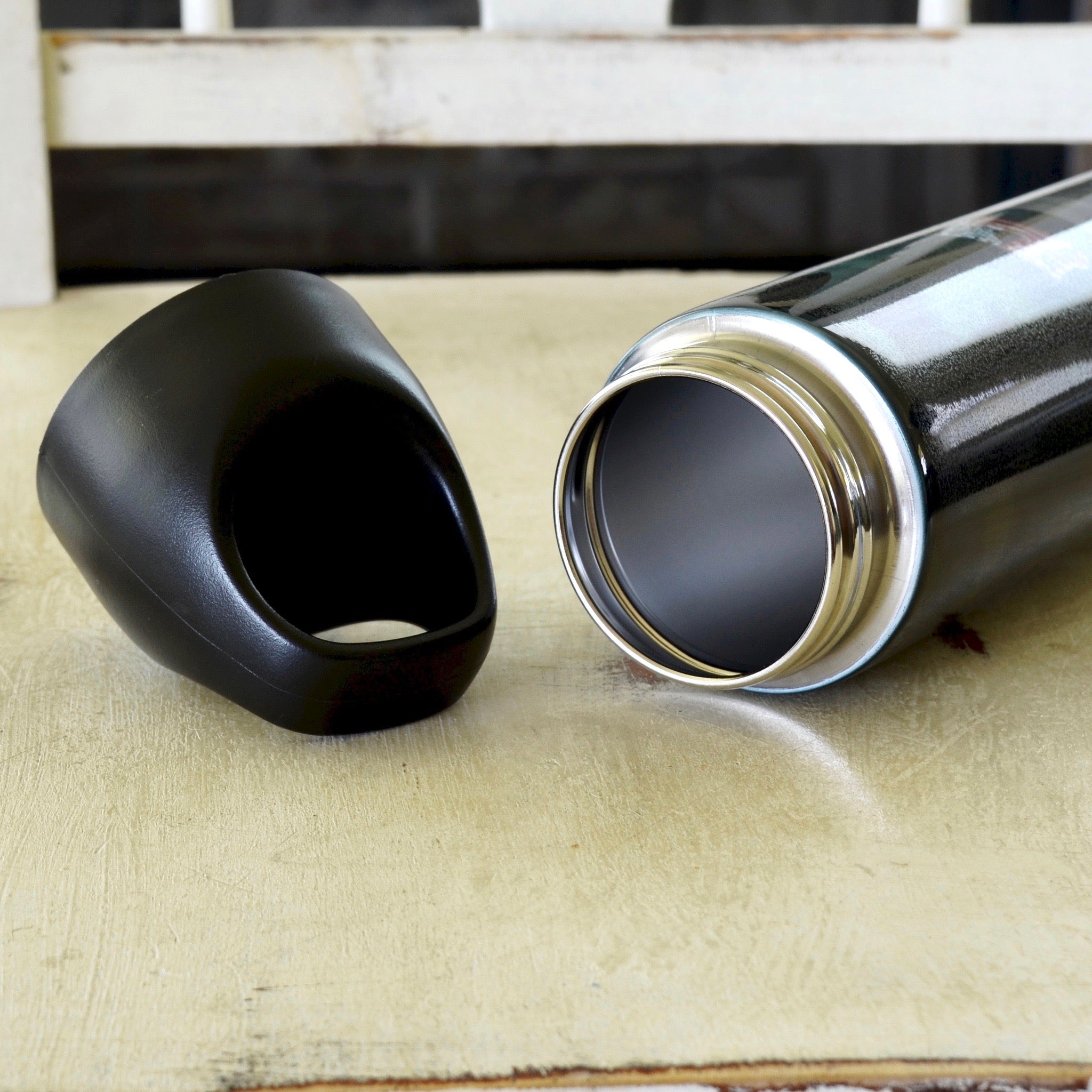 NASA Apollo 11 Moon Landing Commemorative Stainless Steel Water Bottle - Insulated Vacuum Flask for Hot & Cold Drinks - Perfect for Space Enthusiasts, Outdoor Adventures & Office Use