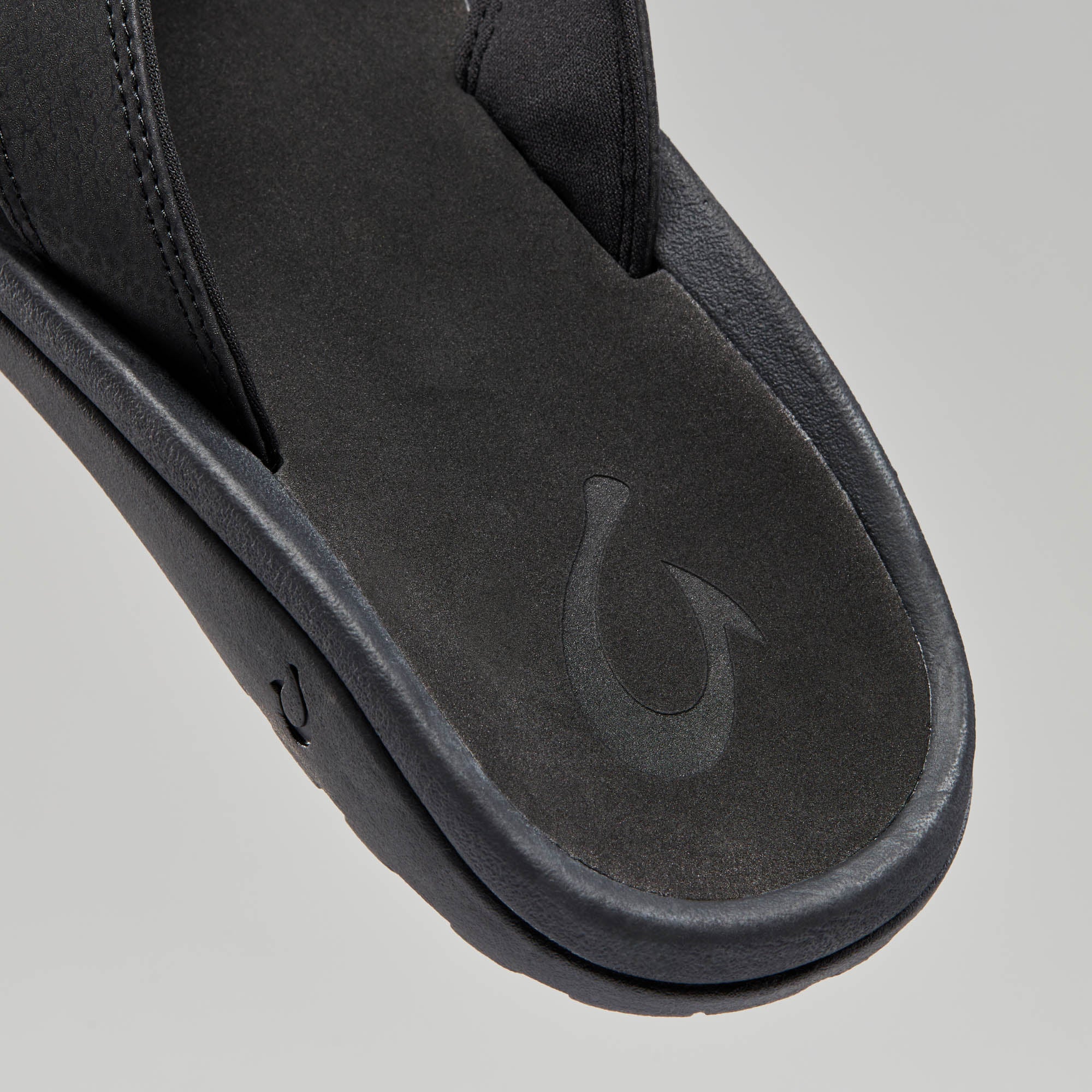 Ohana Black - Premium Hawaiian-Inspired Apparel for Men & Women | Casual Wear, Beach Outfits, and Luau Party Attire