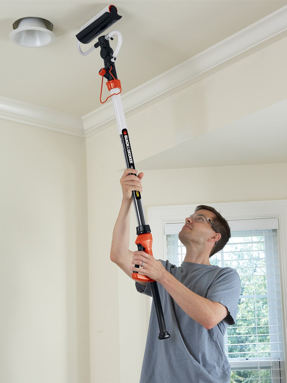 BLACK+DECKER BDPR400 Electric Power Paint Roller - 150W, 2-Wheel Pneumatic Rubber Wheels, Lightweight Aluminum Frame (3 lbs) - Perfect for Home DIY Painting Projects & Professional Wall Painting