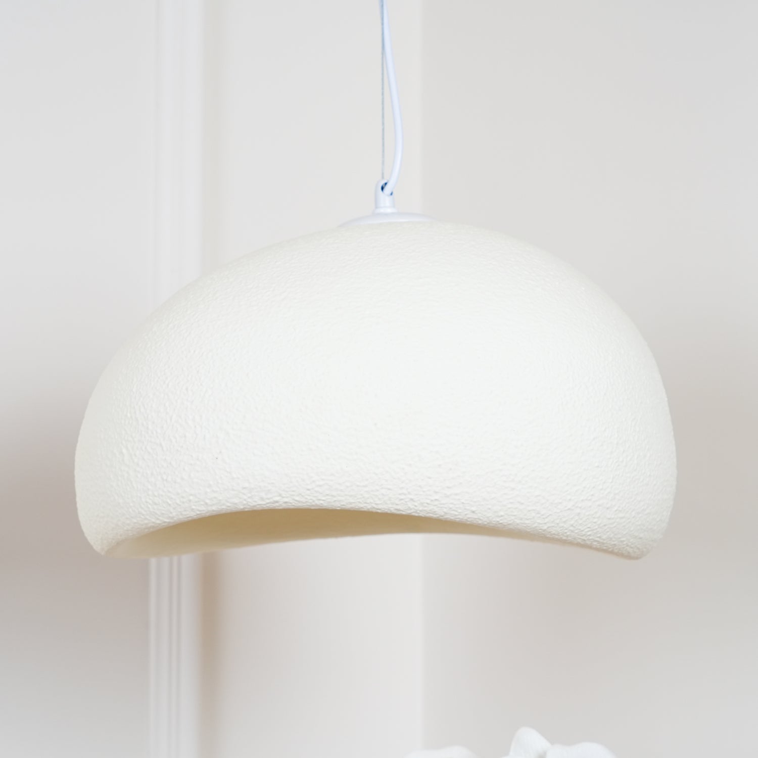 Modern Cloud Pendant Light Fixture - Stylish Hanging Ceiling Lamp for Living Room, Bedroom & Dining Area - Perfect for Home Decor and Ambient Lighting