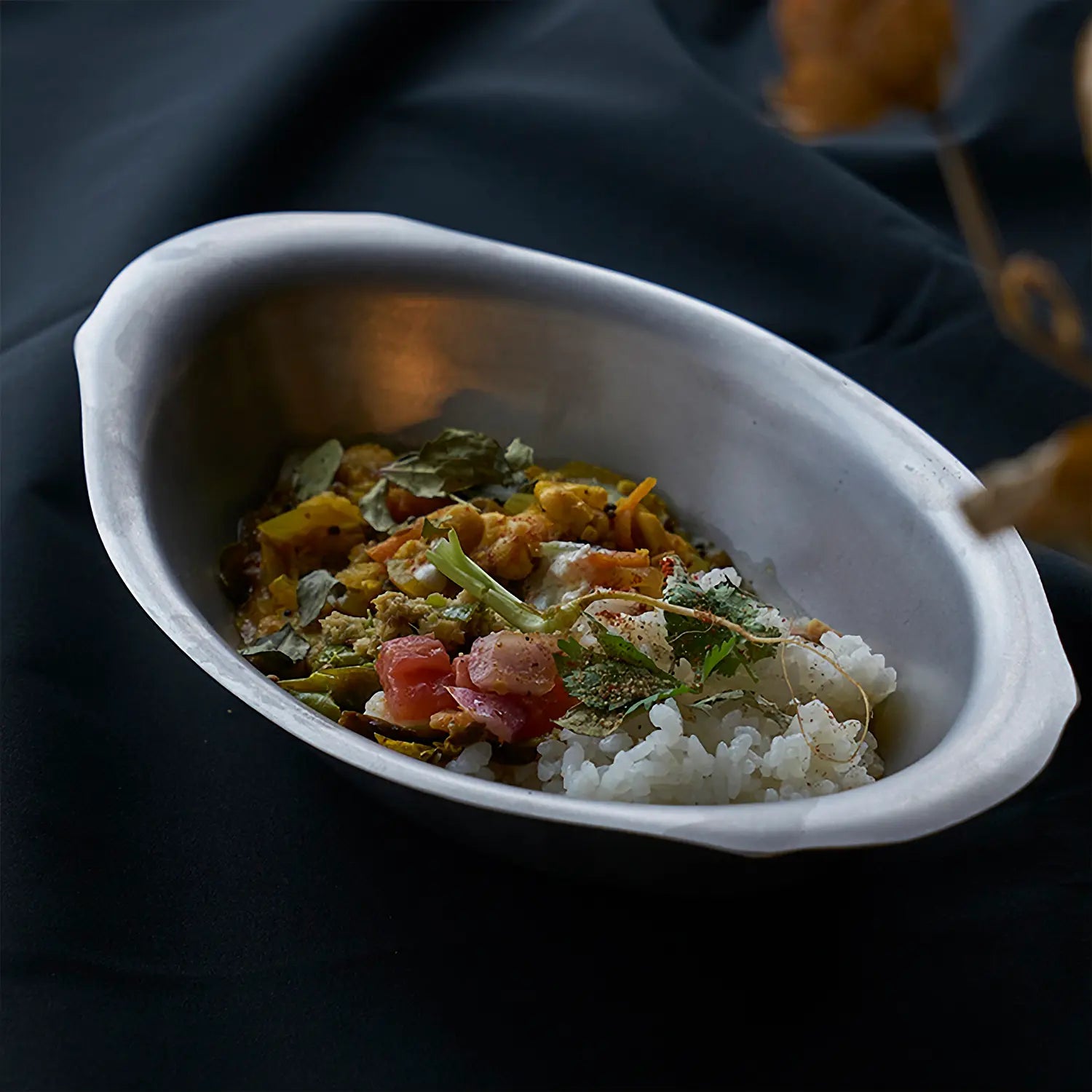 Vintage Stainless Steel Small Curry Plate - Elegant Japanese-Style Serving Dish for Curry, Rice & Side Dishes | Perfect for Home Dining, Restaurants & Party Serving