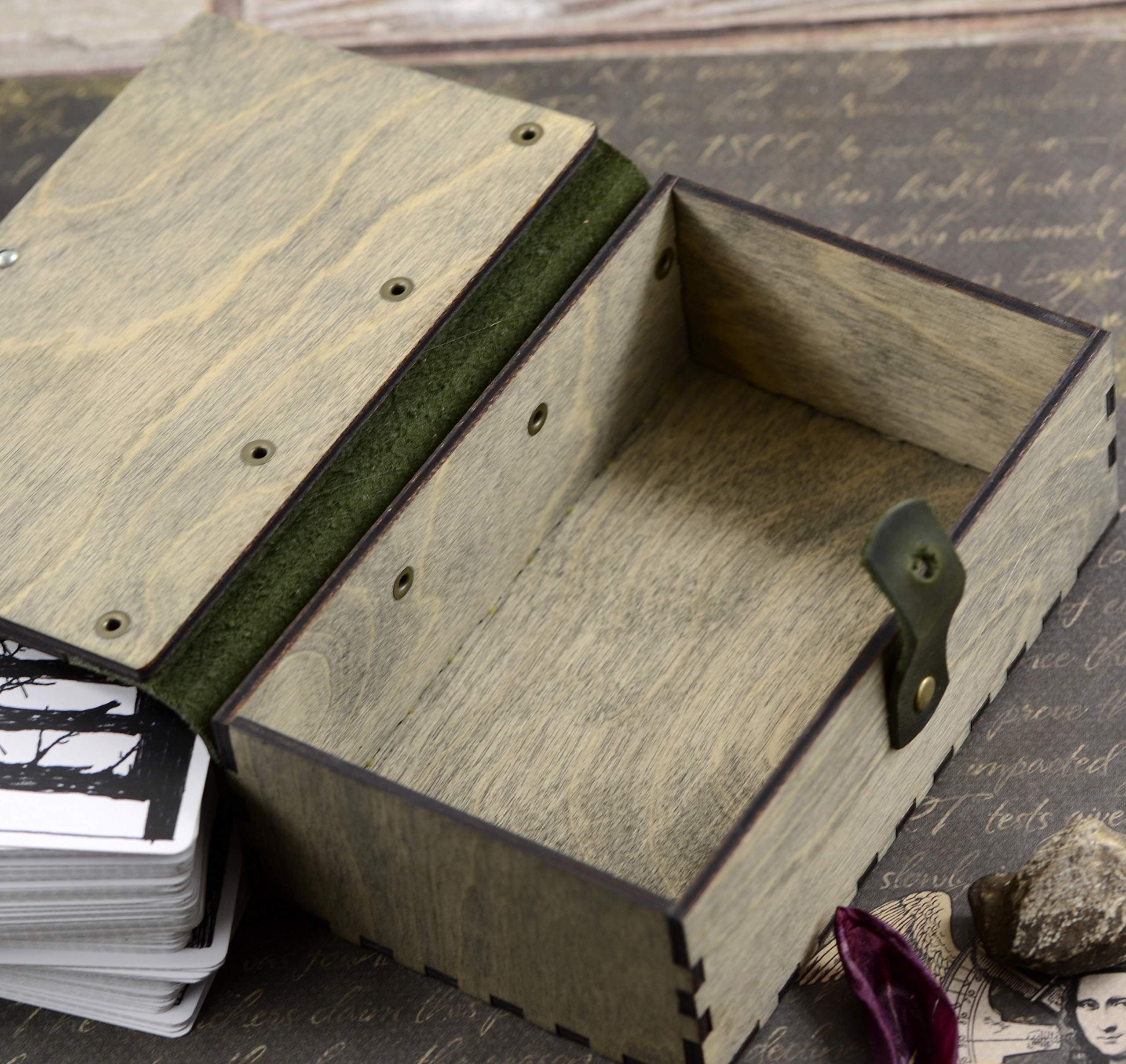 Handcrafted Wooden Tarot Card Box - Laser Engraved Motivational Design - Perfect Gift for Tarot Readers & Spiritual Enthusiasts - Ideal for Card Storage, Meditation & Divination