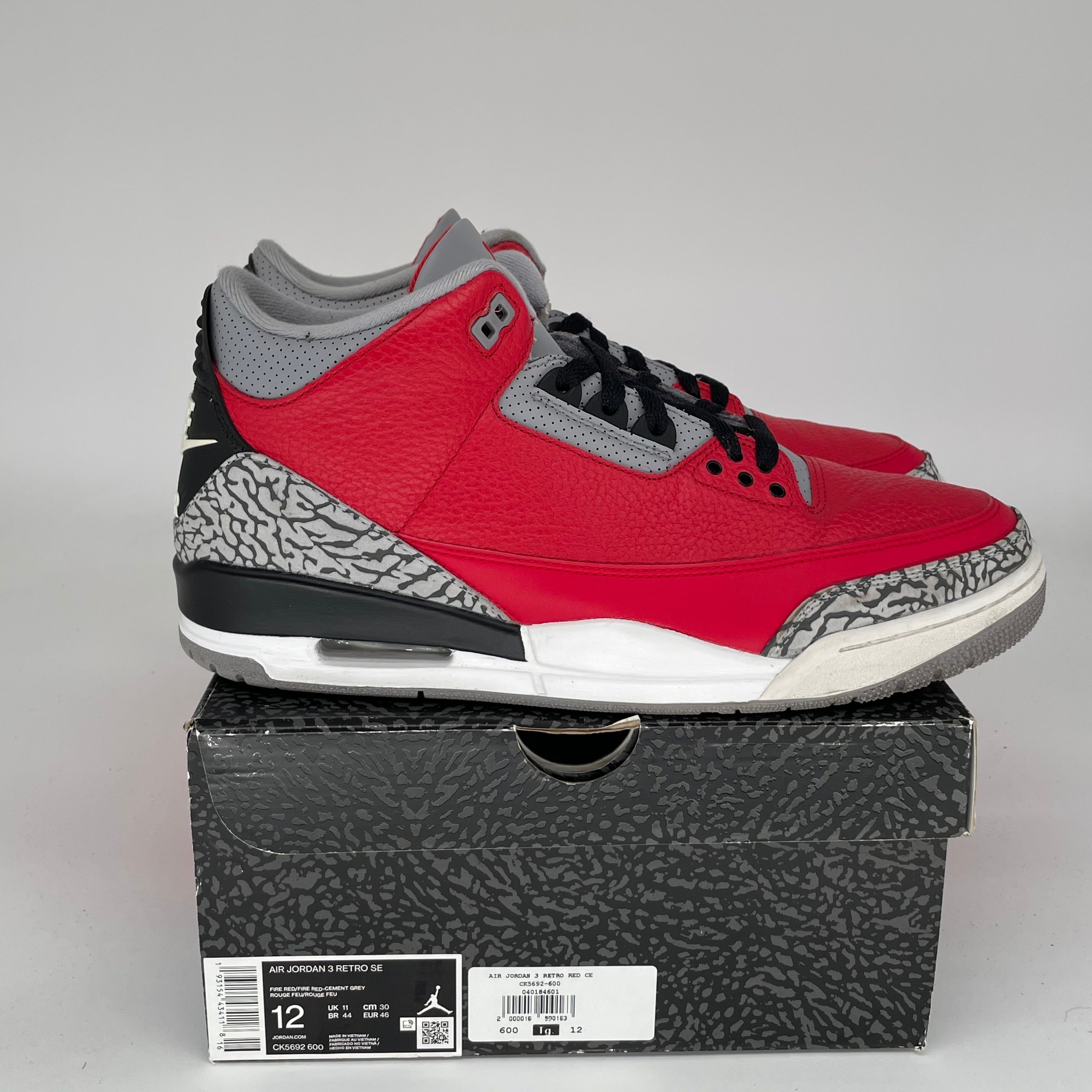 AIR JORDAN 3 UNITE Men's Basketball Shoes Size 12 - Retro Style, High Top Sneakers for Men (CK5692-600) | Perfect for Streetwear, Gym Workouts & Casual Fashion
