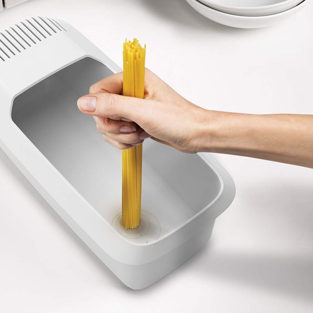 Marukio Microwave Pasta Cooker with Strainer - BPA-Free Heat Resistant Pasta Steamer for Spaghetti & Noodles (30x14x10cm) - Perfect for Dorms, Small Kitchens & Offices - Quick Microwave Meals & Easy Pasta Cooking