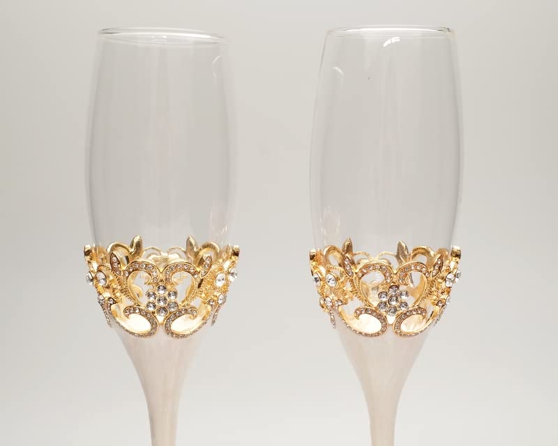 Lassos Boutique 4-Piece Wedding Set - Gold Champagne Flutes, Cake Knife & Pie Server for Bridal Showers, Receptions & Anniversary Celebrations
