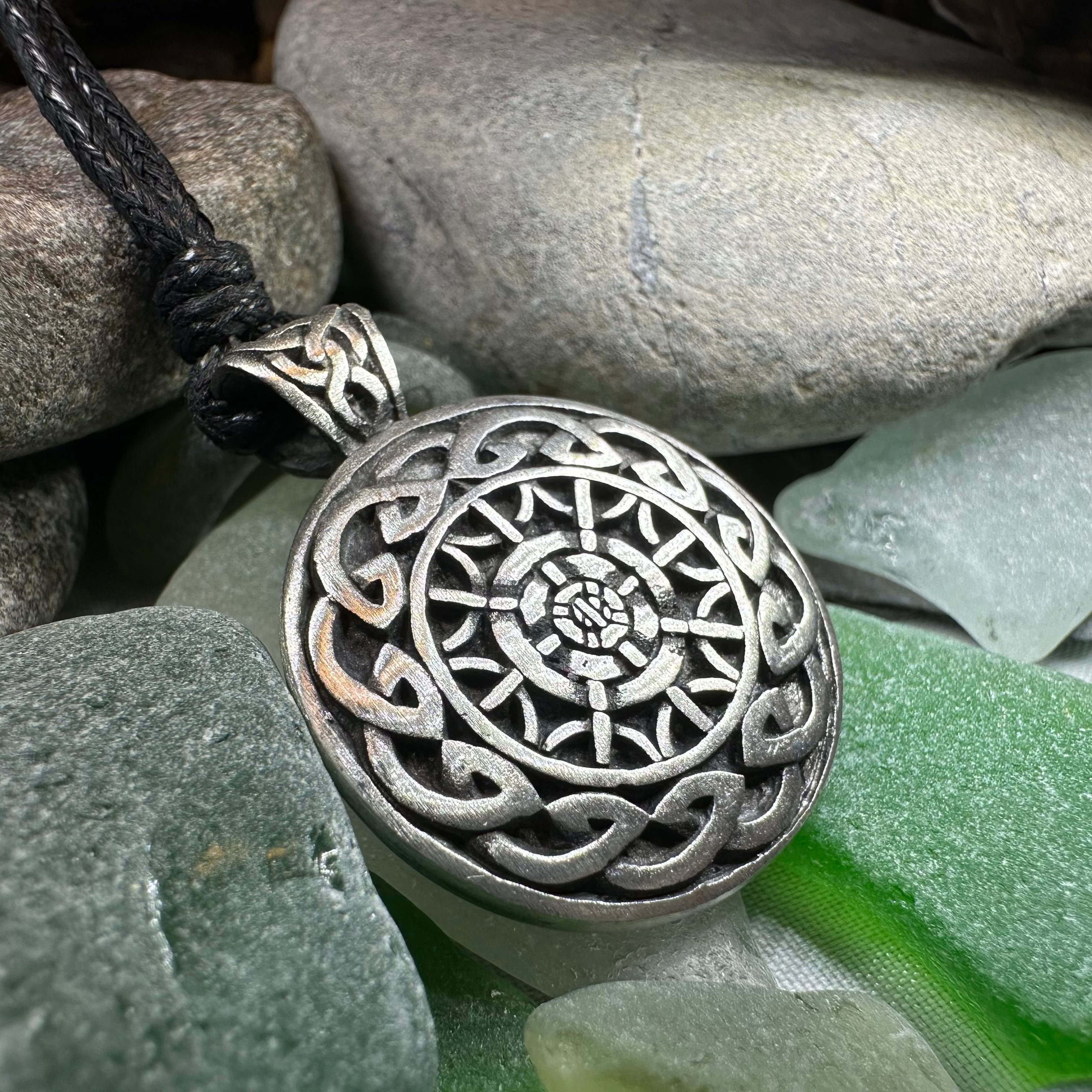 Celtic Eternity Knot Necklace for Women - Stainless Steel Viking Jewelry - Perfect for Anniversary, Birthday Gifts & Spiritual Protection - Elegant Norse Pagan Pendant for Everyday Wear