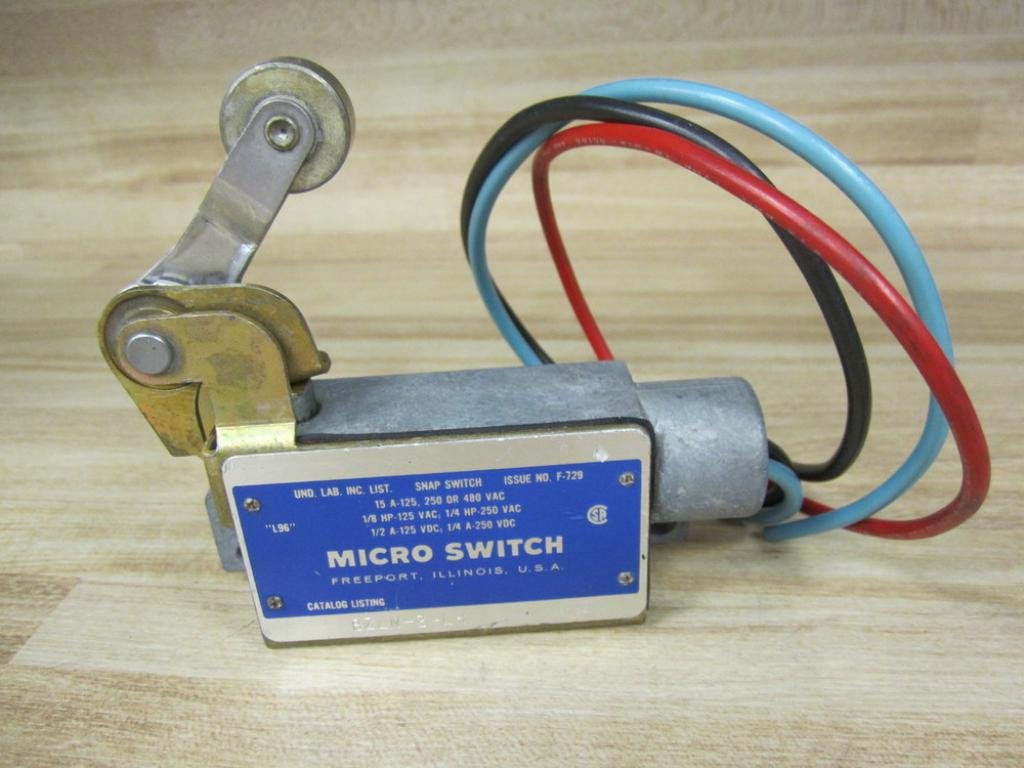 SPDT 15A Enclosed Limit Switch with NO/NC Contacts - Perfect for Industrial Automation, CNC Machines & Safety Control Systems