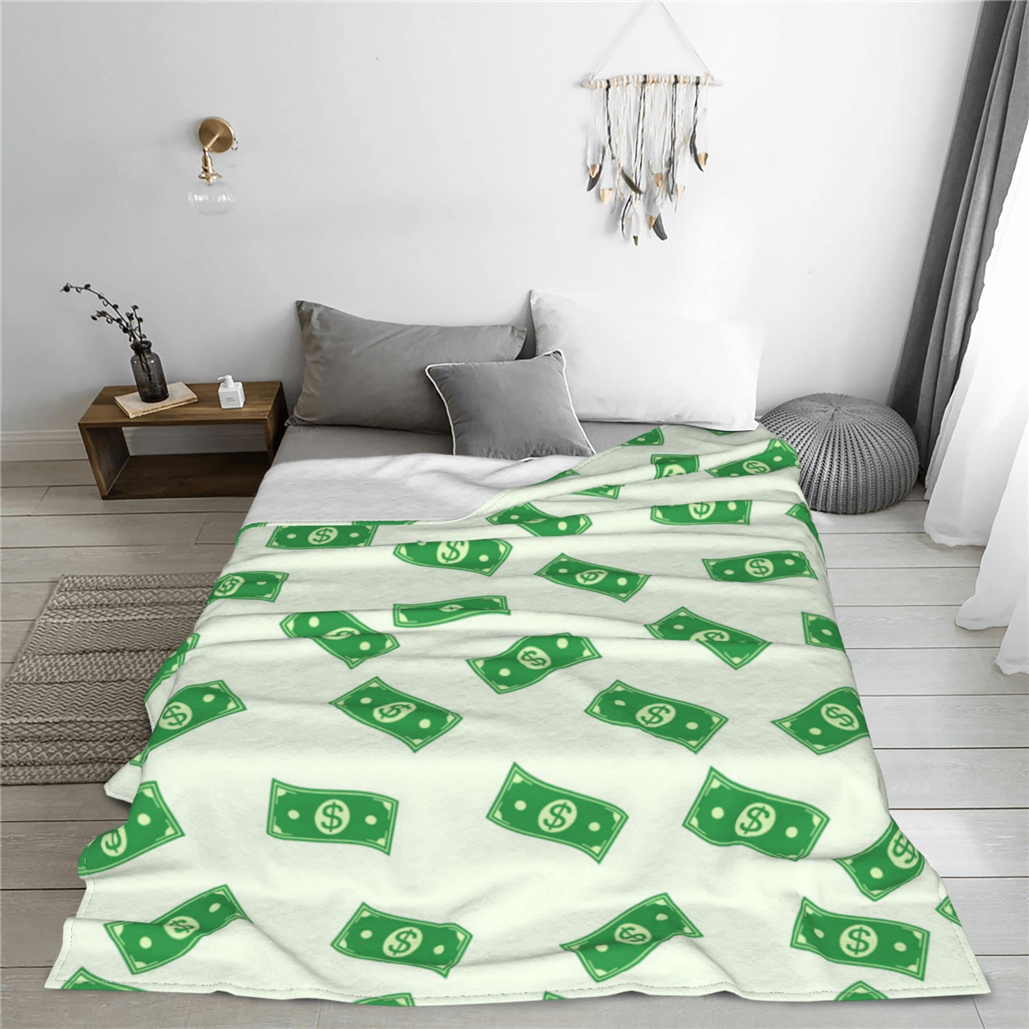 Soft & Warm Fleece Throw Blankets for Couch, Sofa & Bed - All-Season Cozy Fuzzy Blanket for Women & Men | Perfect for Netflix Nights, Camping & Home Decor
