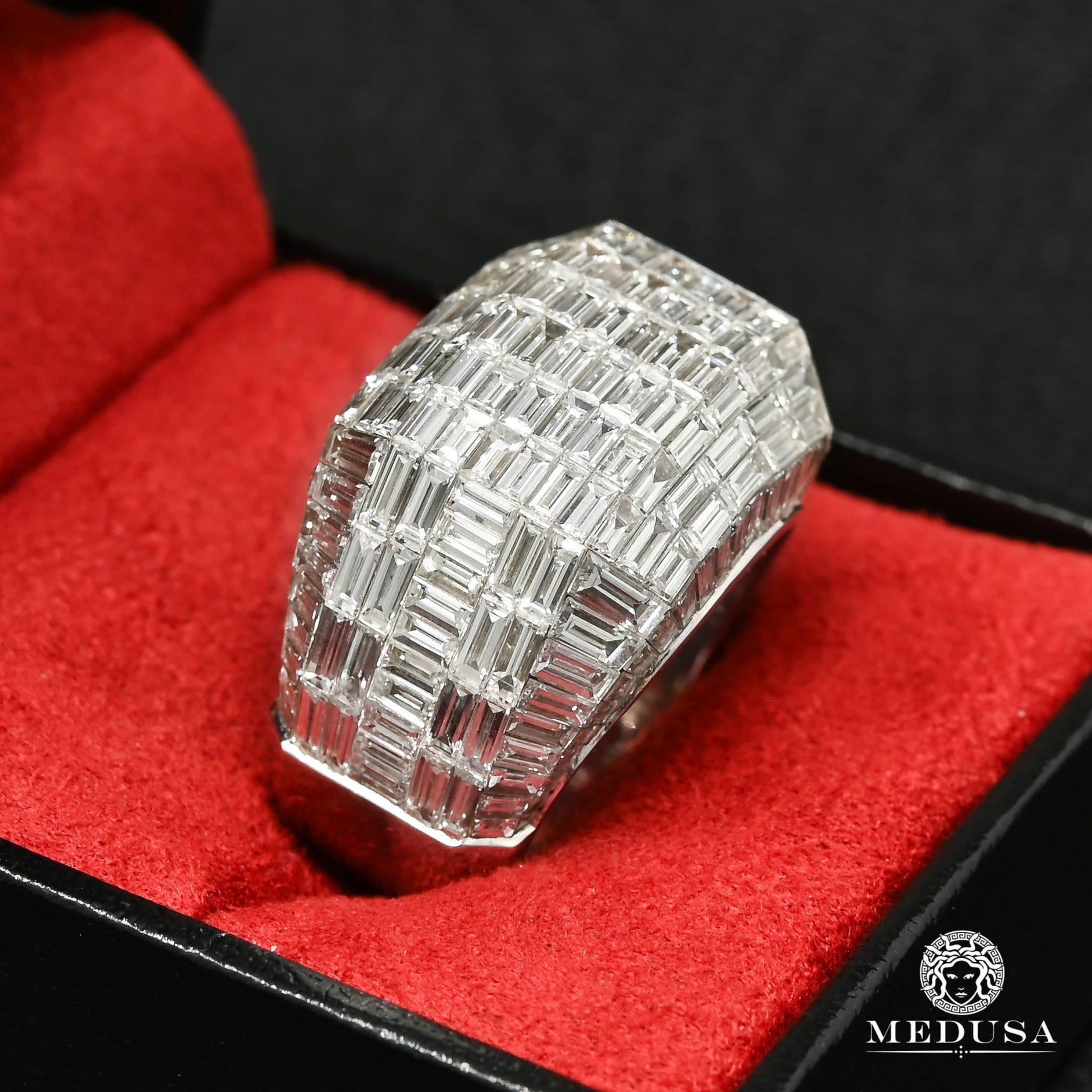 Luxurious D14 Emerald Cut Engagement Ring - 14K Gold Solitaire Wedding Band for Women - Perfect for Proposals, Anniversaries & Special Occasions