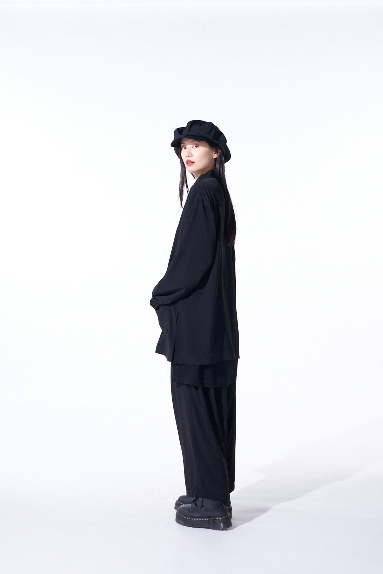 Elegant Crepe de Chine Jacket from China – Lightweight & Stylish for Women's Fashion | Perfect for Office Wear, Evening Outfits & Special Occasions