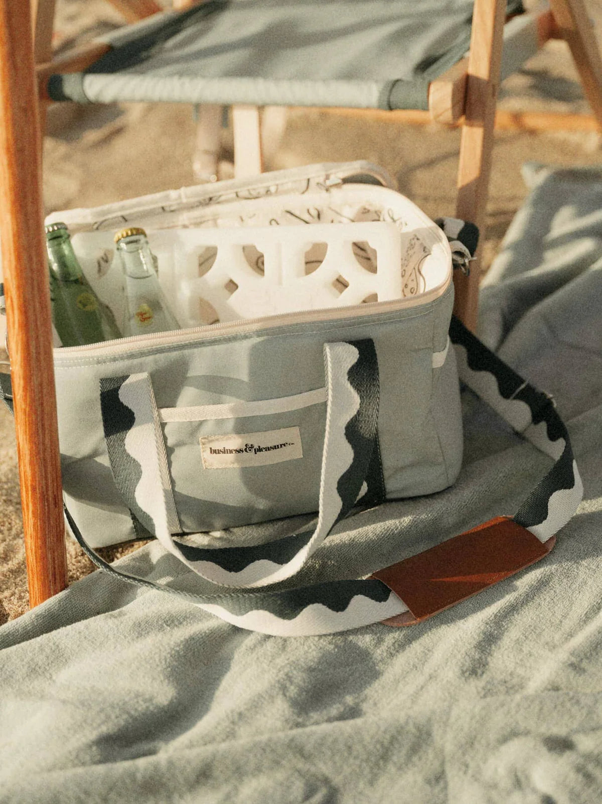 Premium Business & Pleasure Cooler - Insulated Rivie Green Outdoor Cooler for Camping, Picnics & Beach Parties