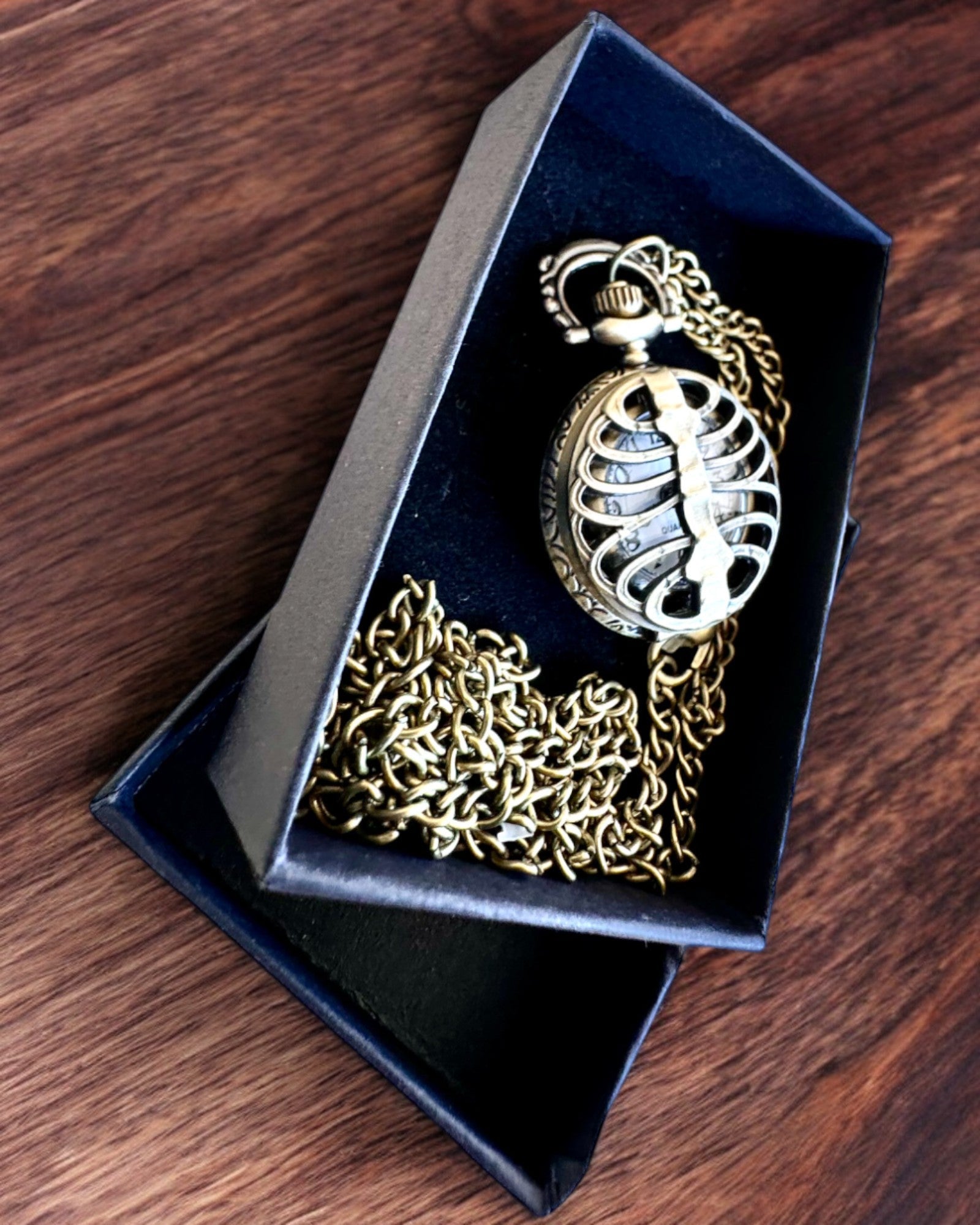 Engraved Rybia Łuska Pocket Watch - Personalized Gift for Men & Women - Perfect for Weddings, Anniversaries, and Special Occasions