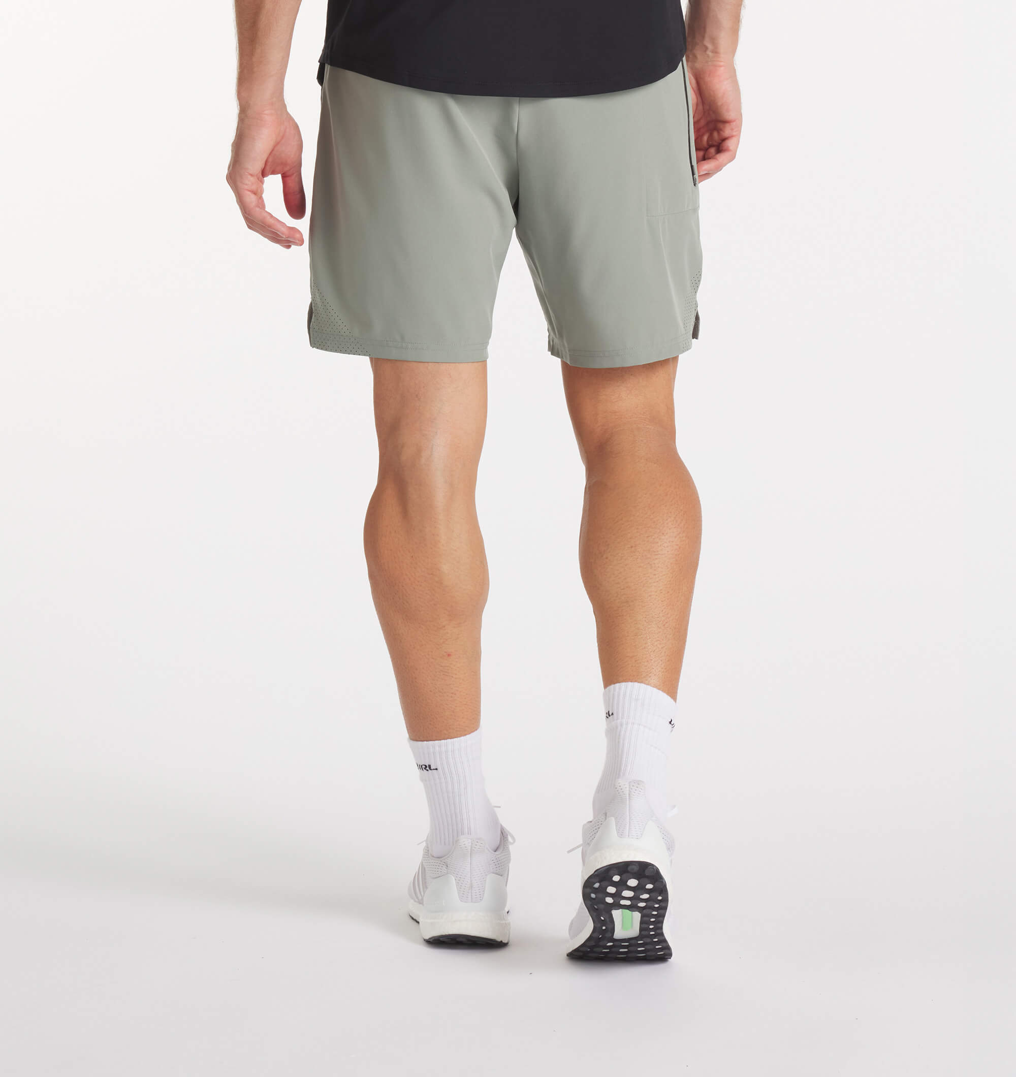 UNRL Stride Shorts for Men - 7.5