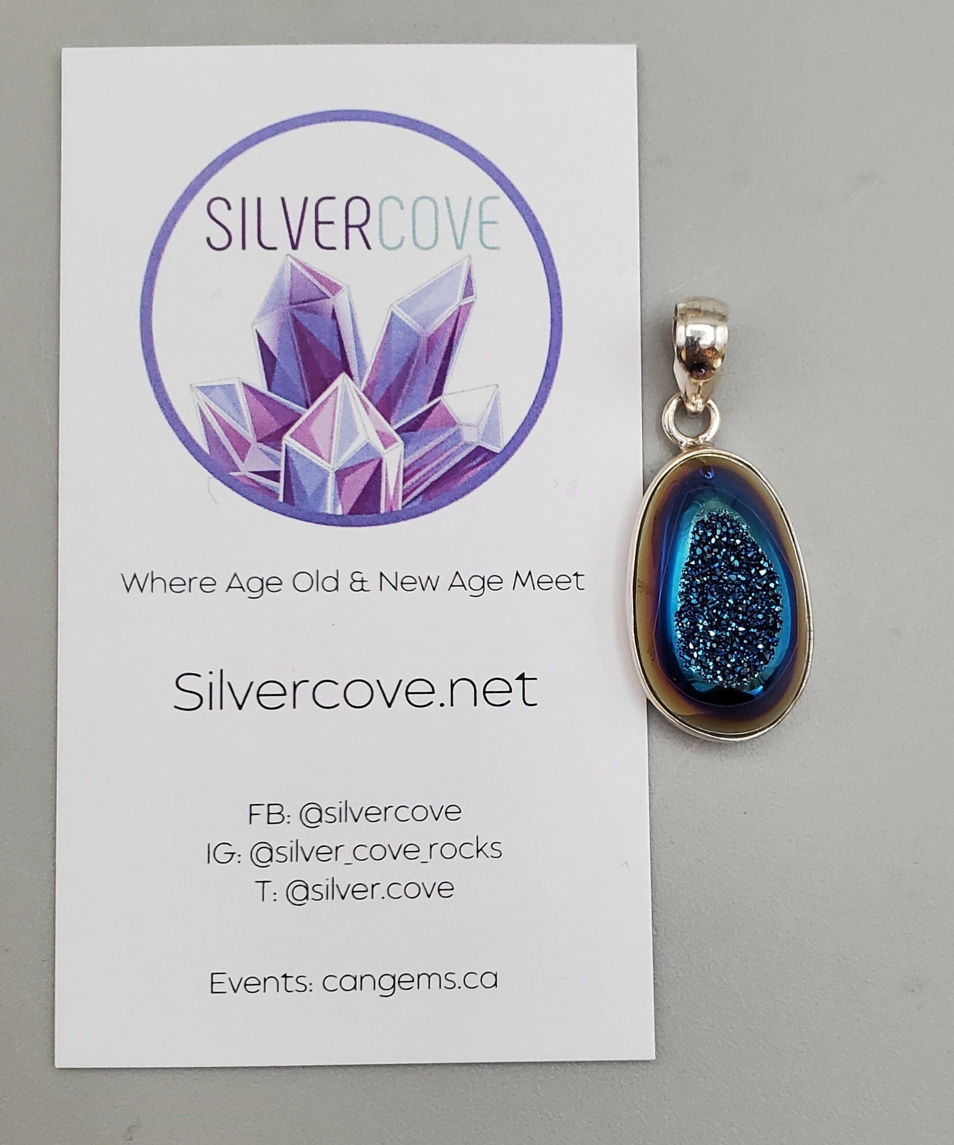 Aura Druzy Pendant Necklace - Natural Stone Crystal Jewelry for Women - Perfect for Everyday Wear, Gift Giving & Spiritual Healing