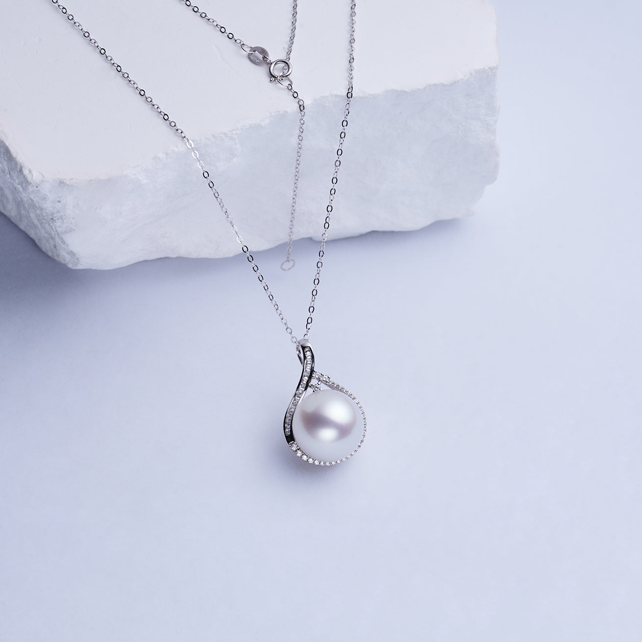 18K Solid Gold Australian White South Sea Pearl Necklace - Elegant & Timeless Jewelry for Women, Perfect for Weddings, Anniversaries & Special Occasions