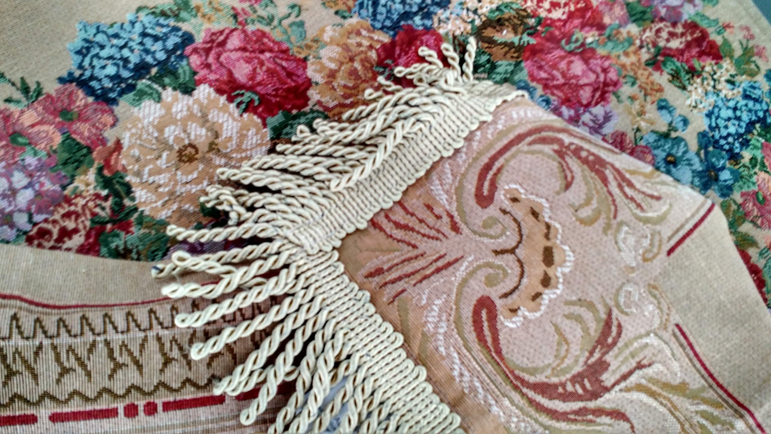 Rustic Floral Beige Gold Brown Coffee Table Cover - 36x36 Inch Square Tablecloth for Farmhouse Decor, Morning Tea & Living Room Accent