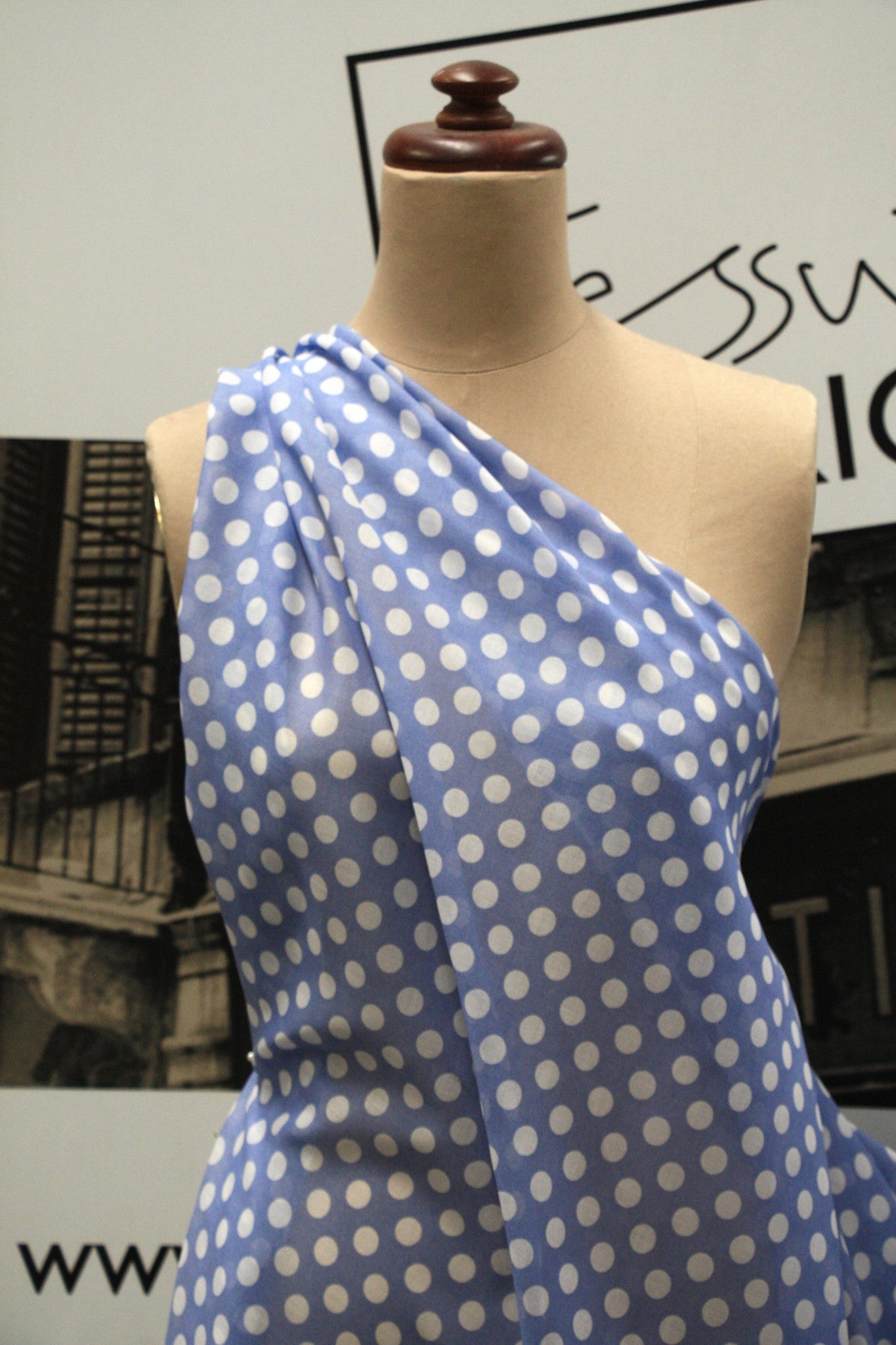 Premium Cielo Cotton Voile Fabric - Soft, Breathable & Lightweight Material for Dresses, Blouses & Summer Clothing - Perfect for Sewing, DIY Fashion & Home Decor Projects