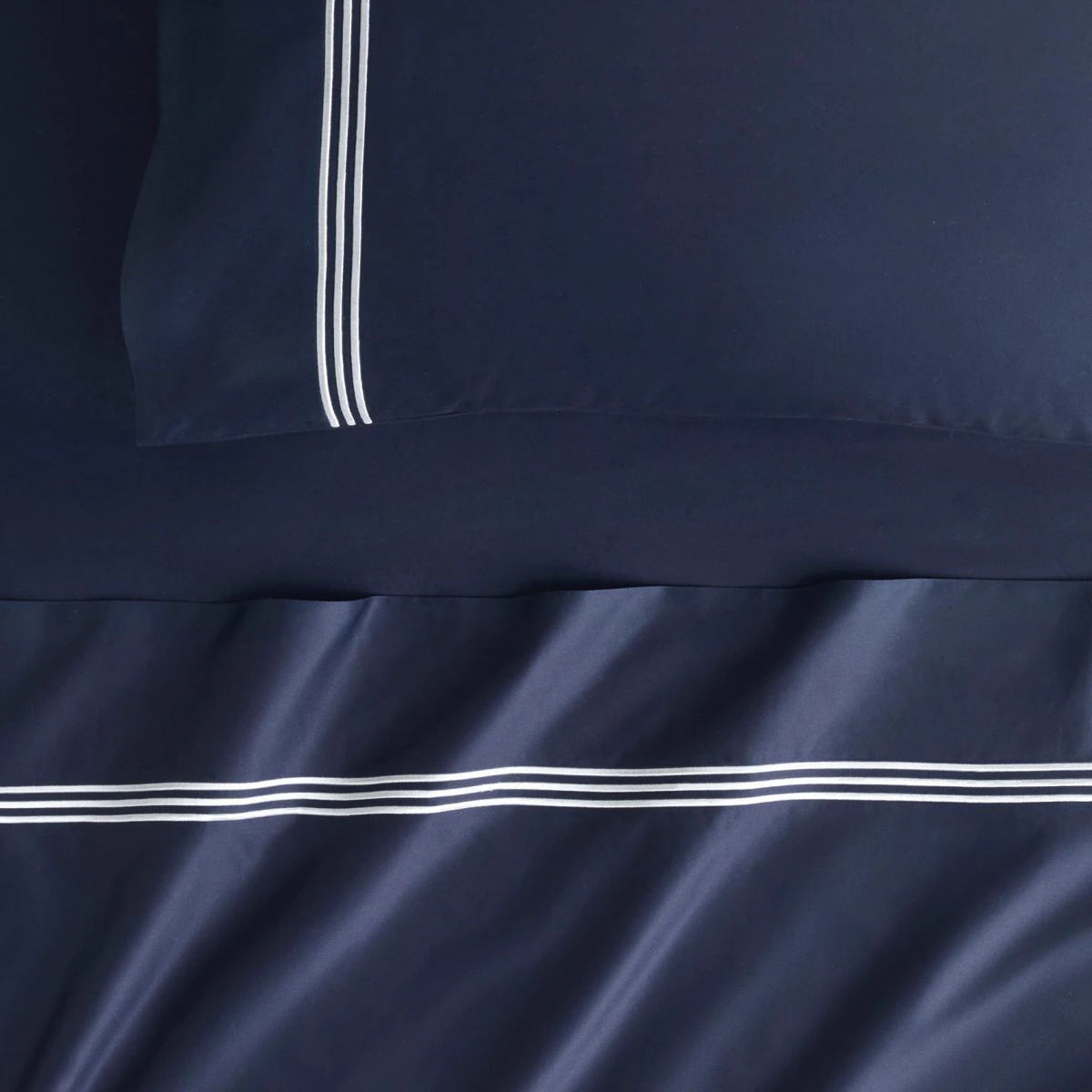 Luxury 1200 Thread Count Palais Lux Midnight Fitted Sheet by Sheridan - Premium Soft Bedding for Hotels, Guest Rooms & Master Bedrooms