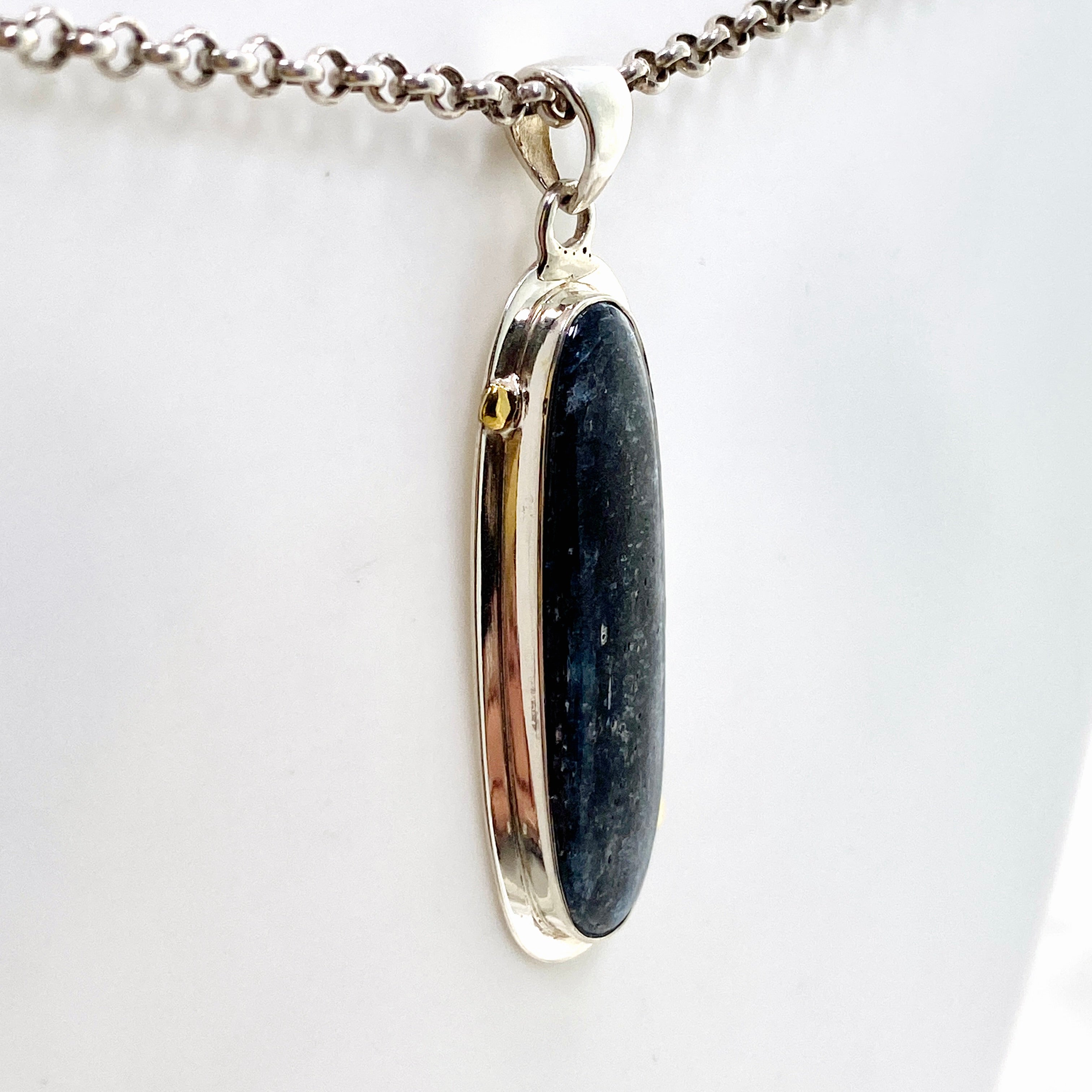 Blue Kyanite Oval Cabochon Pendant with Brass Detailing - Natural Healing Stone Jewelry for Chakra Balancing & Meditation - Perfect for Spiritual Gifts & Energy Work (KPGJ4617)
