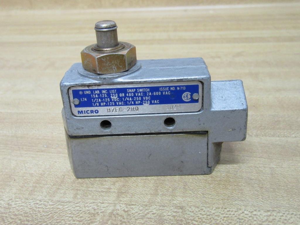 Waterproof Enclosed Limit Switch - Heavy Duty IP67 Rated for Industrial Automation, CNC Machines, and Robotics | Reliable Safety Sensor for Harsh Environments