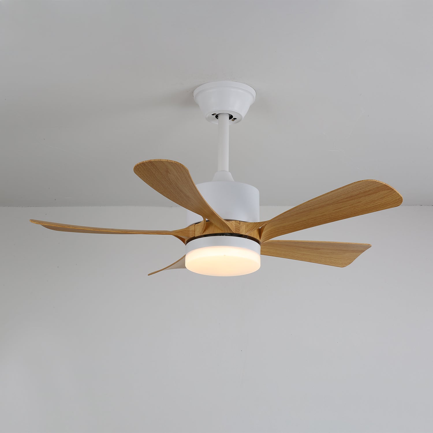 Avenli Modern Ceiling Fan with LED Light Kit - Remote Control, Quiet Reversible Motor - Perfect for Living Room, Bedroom, and Outdoor Patio