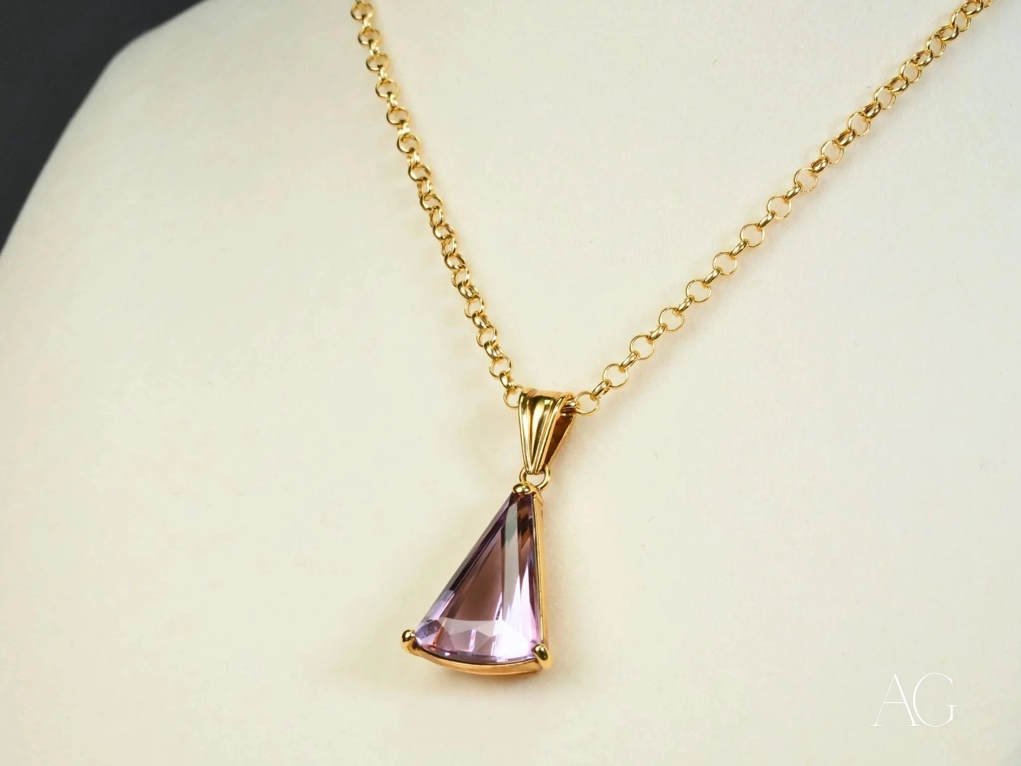 Natural Amethyst Trillion Cut Pendant Necklace for Women - Elegant Purple Gemstone Jewelry Gift for Birthday, Anniversary & Special Occasions