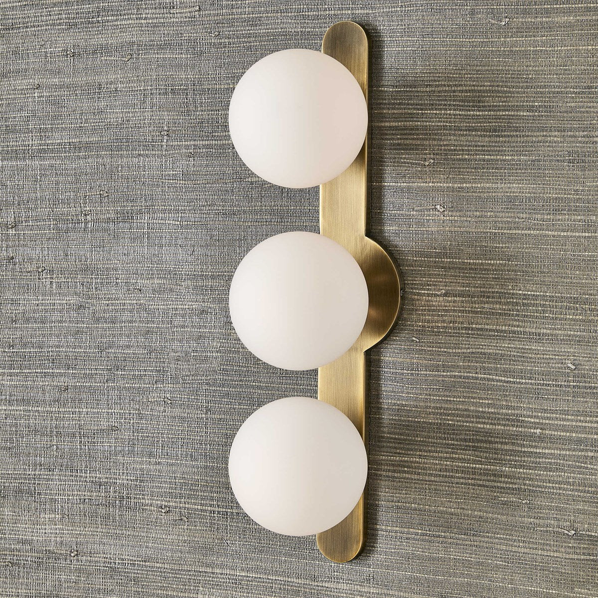 Droplet 3Lt Sconce Wall Light - Modern Waterdrop Design LED Wall Sconce for Bedroom, Living Room, Hallway & Bathroom Lighting