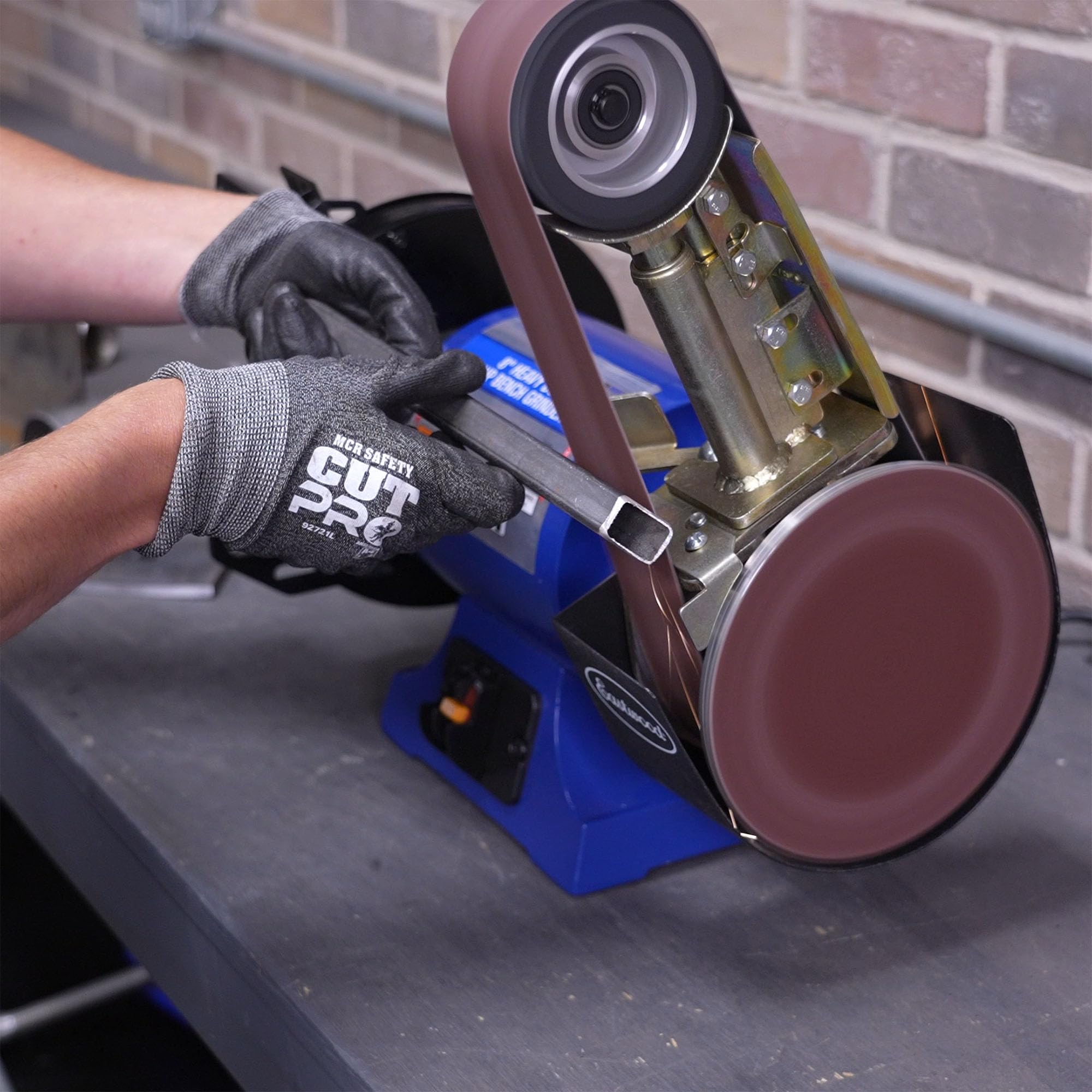 Eastwood Versa-Grind 2X36 Belt Grinder Attachment for Bench Grinders - 5/8