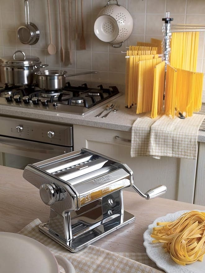 Atlas 150 Classic Pasta Machine - Premium Stainless Steel Manual Pasta Maker for Homemade Noodles, Ravioli & Lasagna - Perfect for Italian Cooking & Restaurant-Quality Pasta at Home
