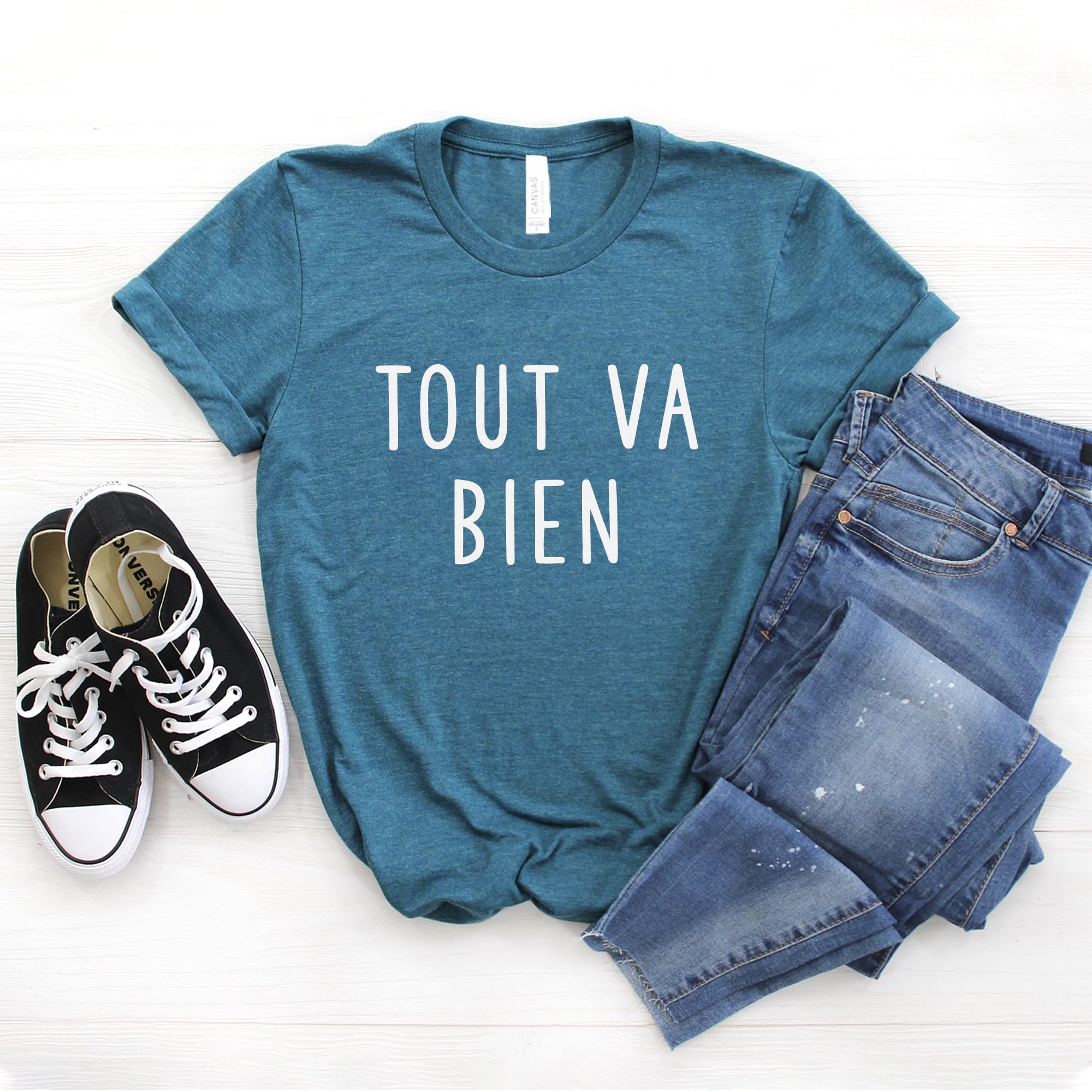 French Shirt - Tout Va Bien Graphic Tee - Everything Is Fine Unisex T-Shirt - Bonjour Paris Design - C'est La Vie Cotton Shirt for Men & Women - Softstyle Casual Wear for Travel, Date Night & Everyday Outfits