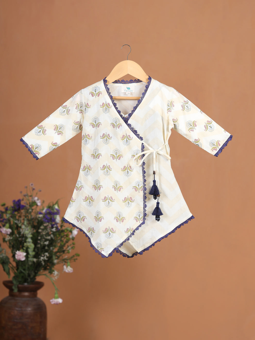 Pre Order: Stylish Beige Floral Printed Kurta Set for Women - Perfect for Festivals, Parties & Casual Wear