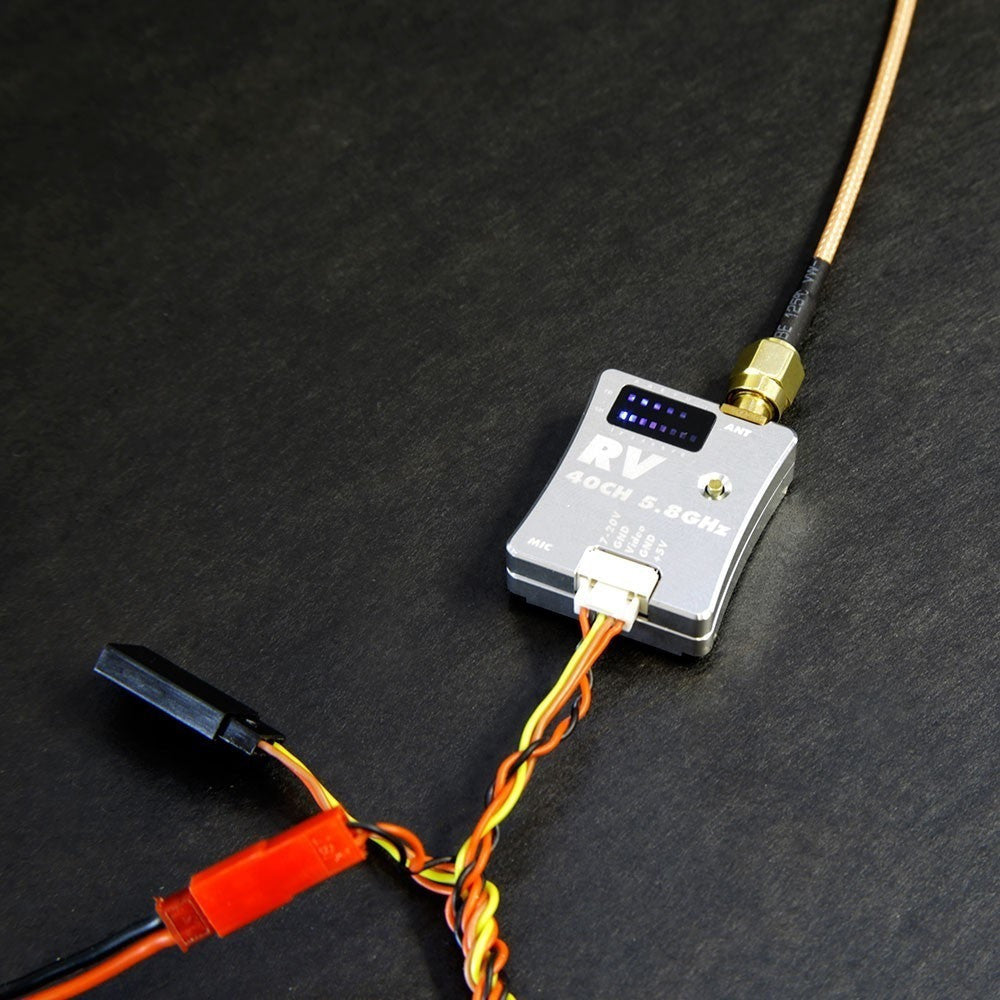 5.8GHz 600mW Wireless Video Transmitter with Built-in Microphone & Durable Aluminum Case - Perfect for FPV Drones, Live Streaming, and Surveillance Systems