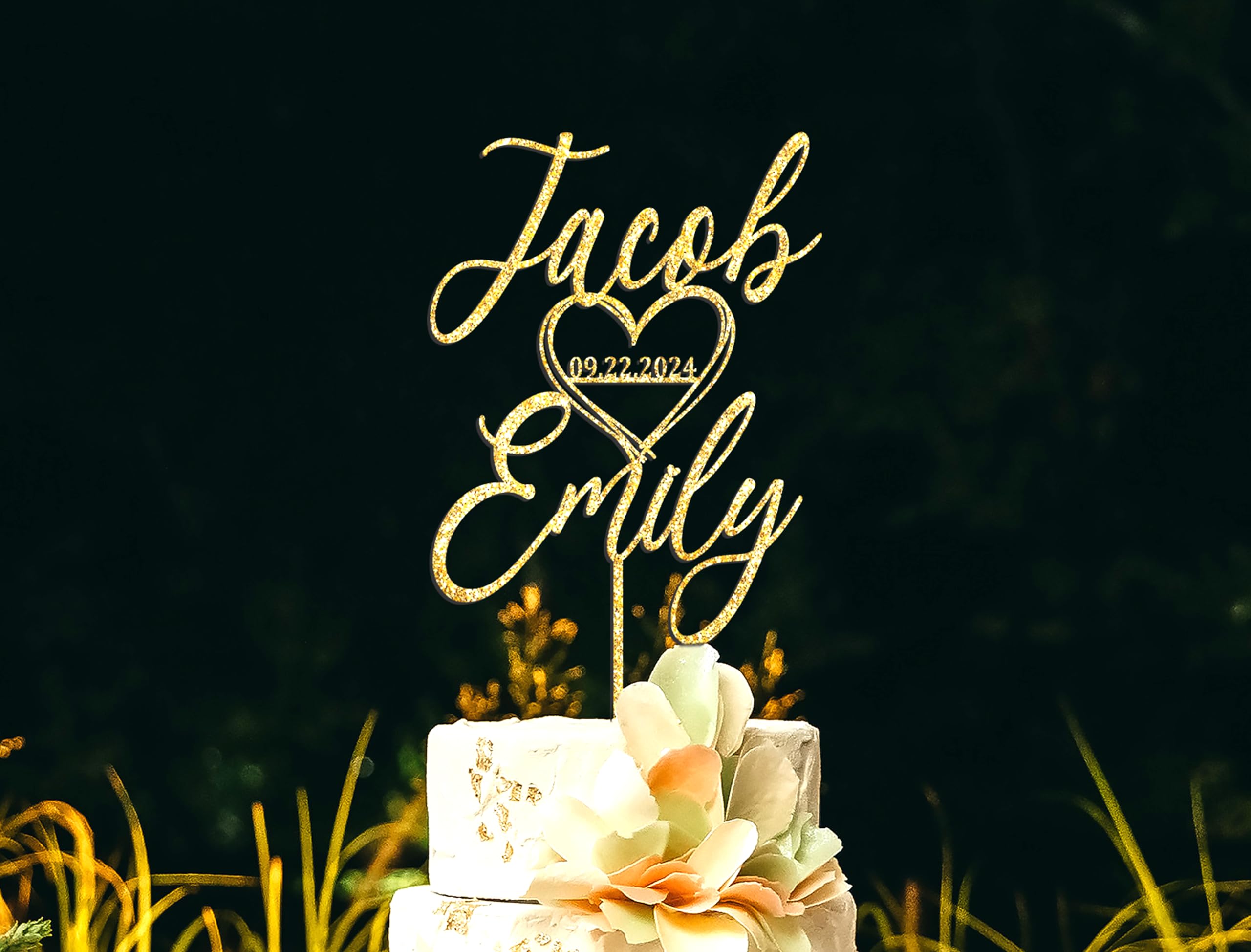 Custom Wedding Cake Topper - Personalized Mr & Mrs Cake Topper for Rustic Weddings & Anniversaries | Perfect for Wedding Cakes, Anniversary Cakes & Special Celebrations