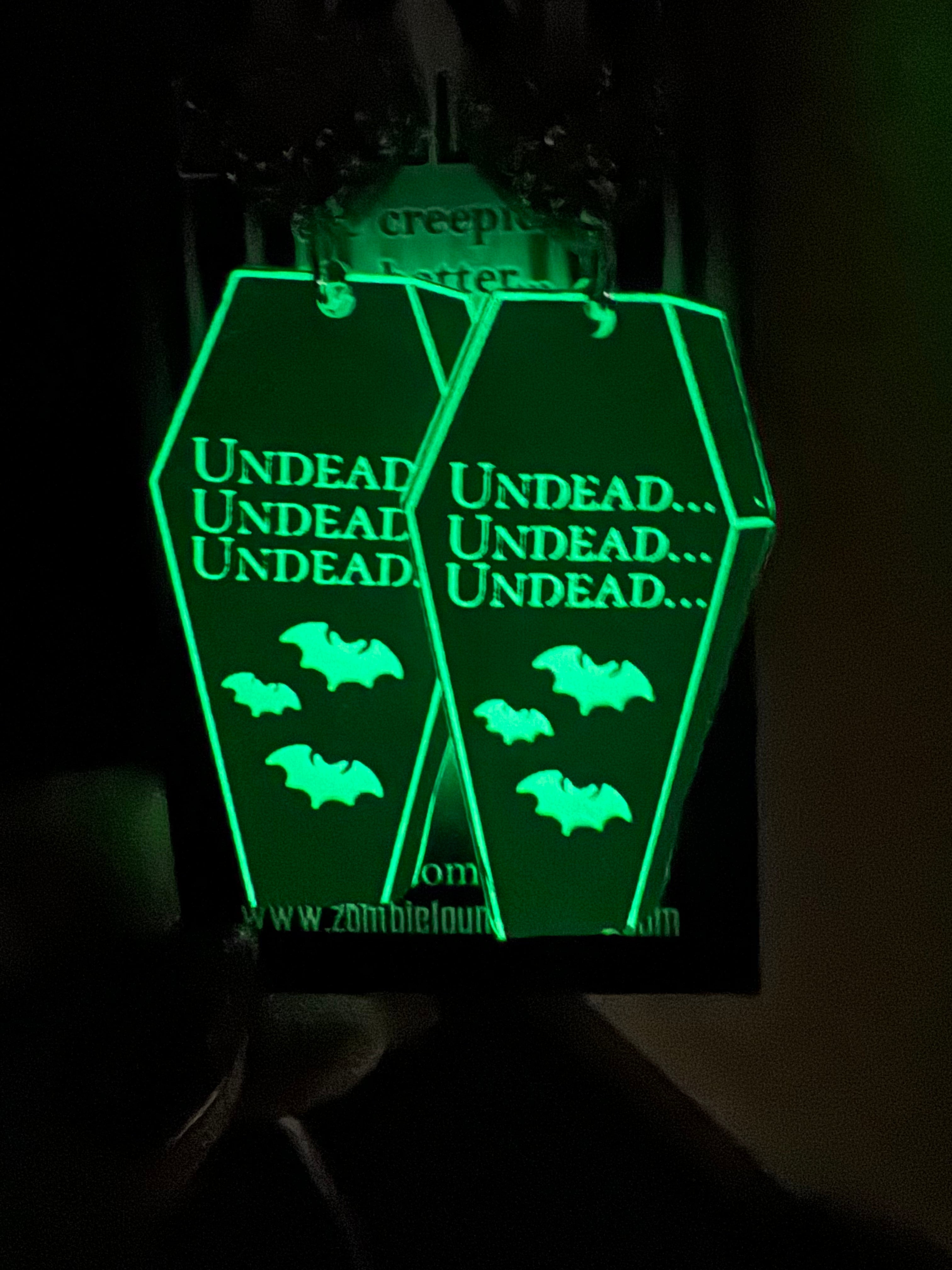 Gothic Undead Coffin Earrings for Women - Unique Halloween & Punk Jewelry - Perfect for Costume Parties, Cosplay & Alternative Fashion