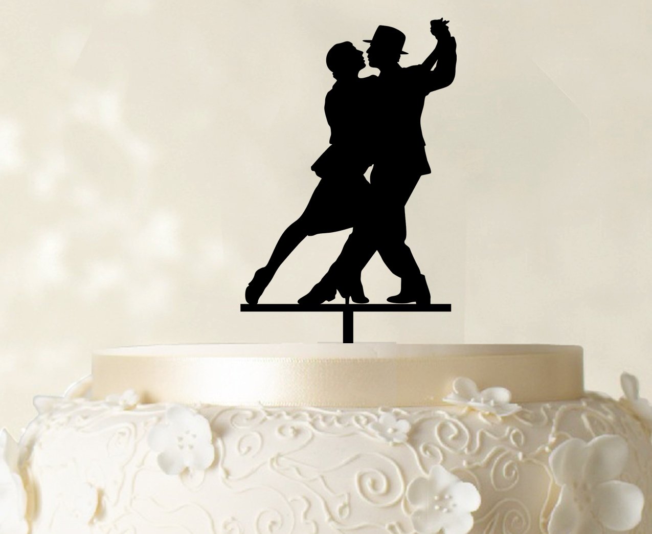 Custom Silhouette Couple Cake Topper - Wedding Cake Decoration - 6-7 Inch Wide - Personalize with Names & Date - Perfect for Anniversaries, Bridal Showers & Romantic Celebrations