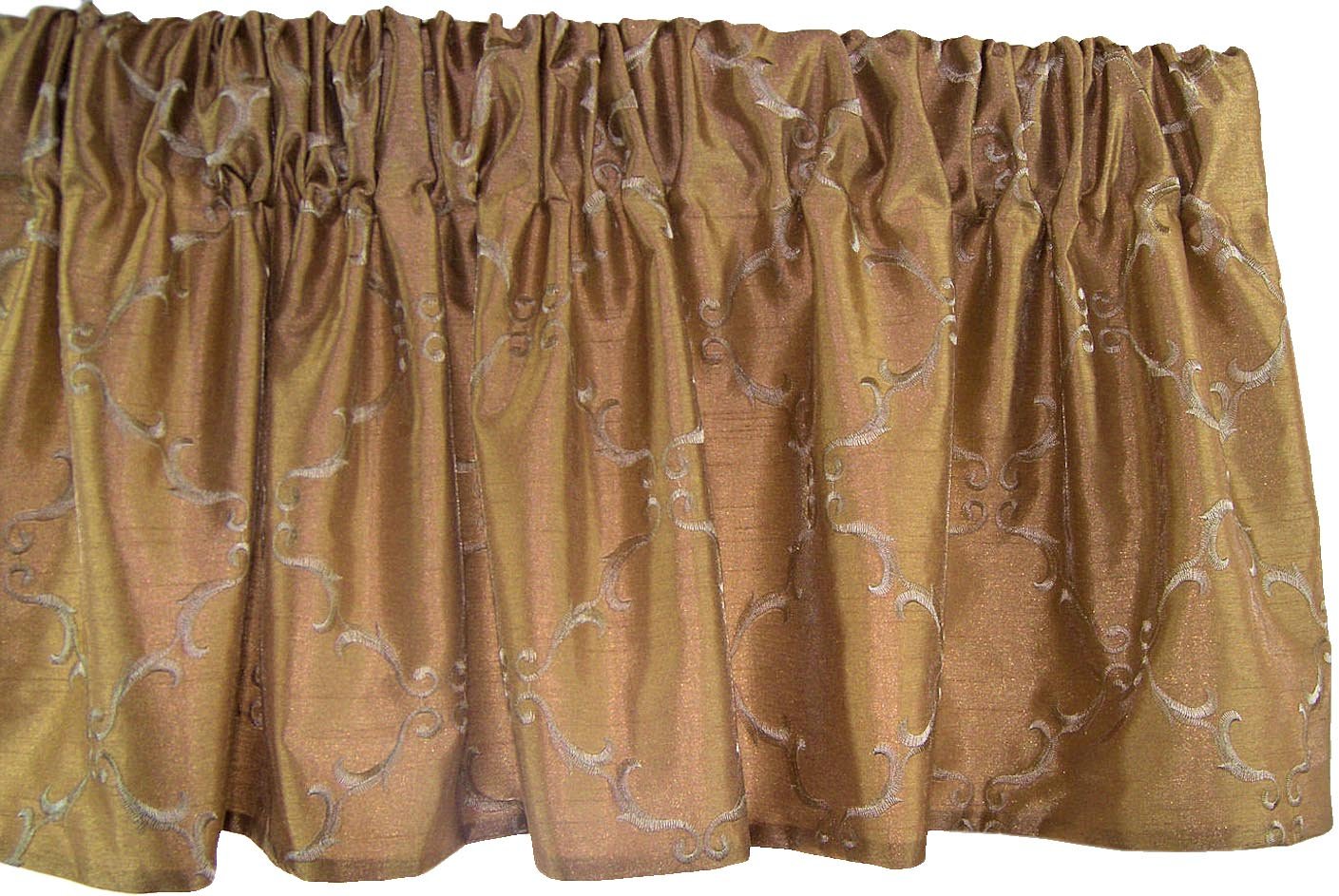 RLF HOME Summit Diamond Valance in Gold - Elegant Window Valance for Living Room, Bedroom & Dining Room Decor