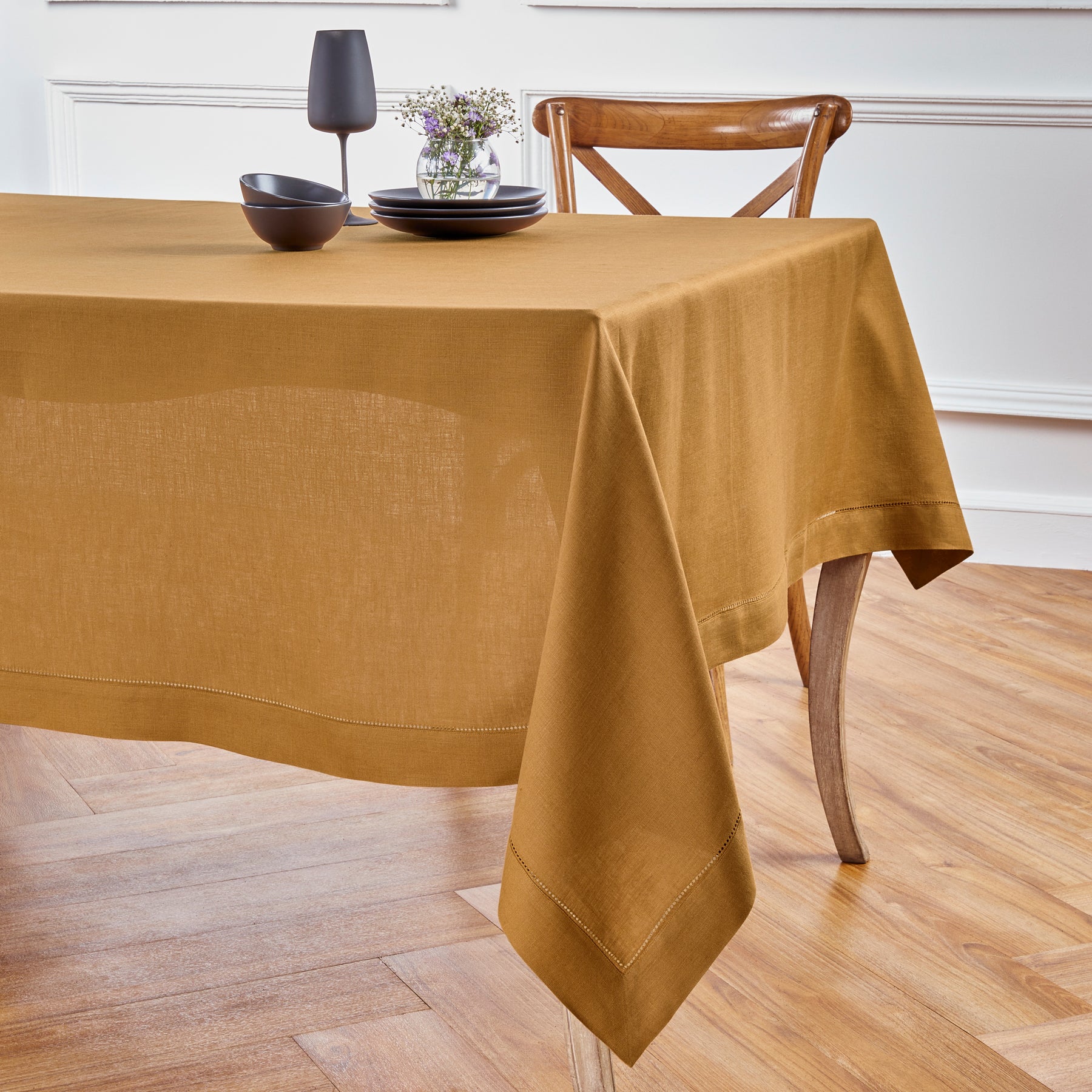 Elegant Classic Hemstitch Tablecloth - Premium Cotton Linen Table Cover for Dining Room, Wedding, Party & Special Occasions