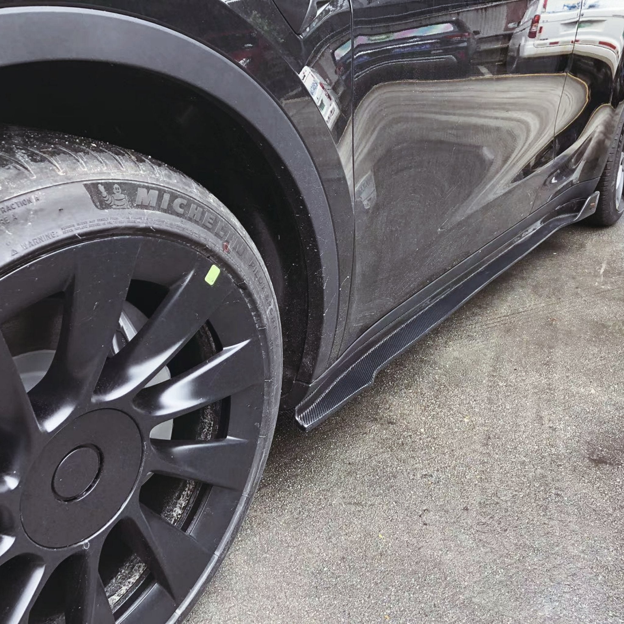 Premium Carbon Fiber Side Skirts for Tesla Model Y - High Performance Aero Kit (Matte/Glossy Finish) | Enhance Style & Aerodynamics | Perfect for Car Enthusiasts & Performance Upgrades