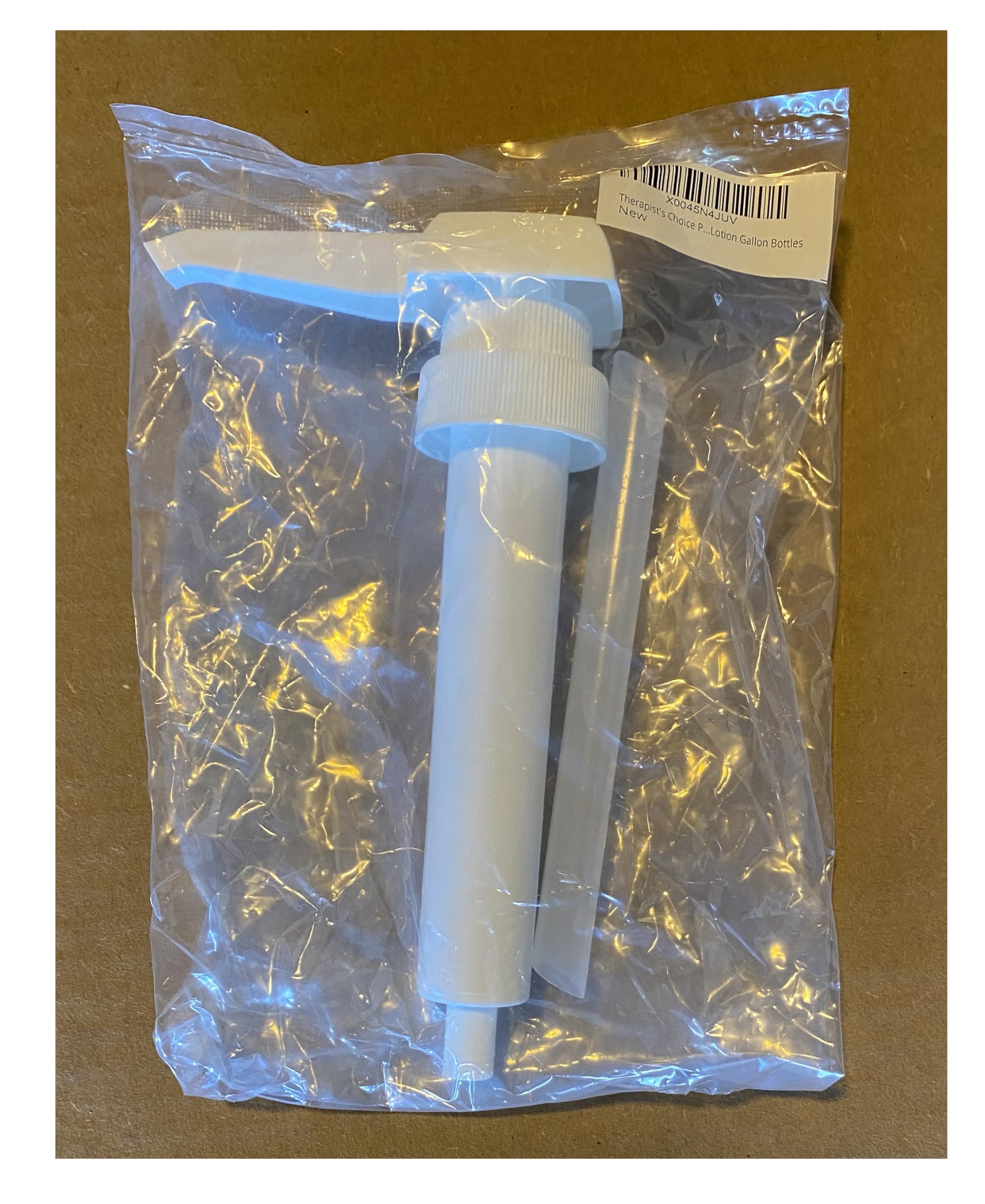 **Therapist's Choice Gallon Pump Dispenser for Oil & Lotion - Ideal for Massage Therapy, Salons, and Home Use**