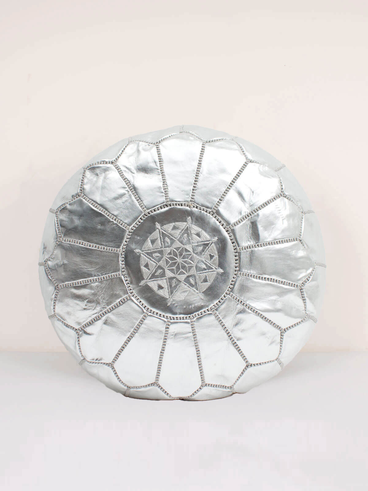 Stylish Moroccan Faux Leather Pouffe Ottoman in Silver - Perfect for Living Room, Bedroom & Boho Home Decor
