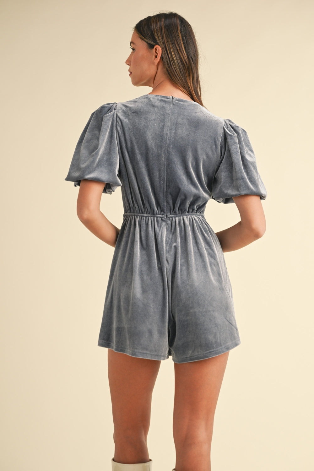 Elegant Bow Decor Puff Sleeve Velvet Romper Jumpsuit - Women's Fashion for Parties, Weddings & Special Occasions