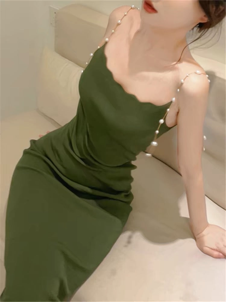 Elegant Green Sheath Long Prom Dress for Formal Party & Evening Gala - J3344 | Perfect for Homecoming, Prom Night, Wedding Guest & Special Occasions