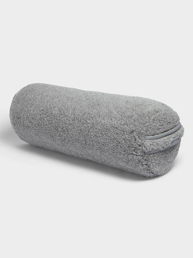 Manduka Merino Wool Round Meditation Bolster Cushion - Premium Yoga & Meditation Support Pillow for Home, Studio & Travel - Ideal for Yin Yoga, Restorative Poses & Relaxation