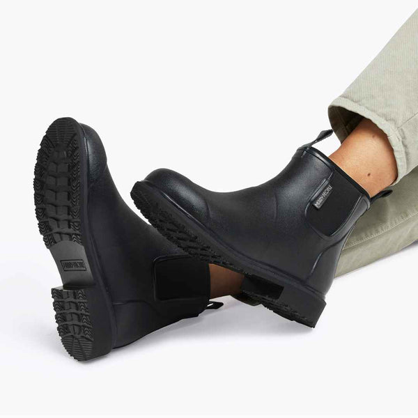 Merry People Bobbi Black Rain Boots - Waterproof & Comfortable Women's Rain Boots for Walking, Gardening & Outdoor Activities