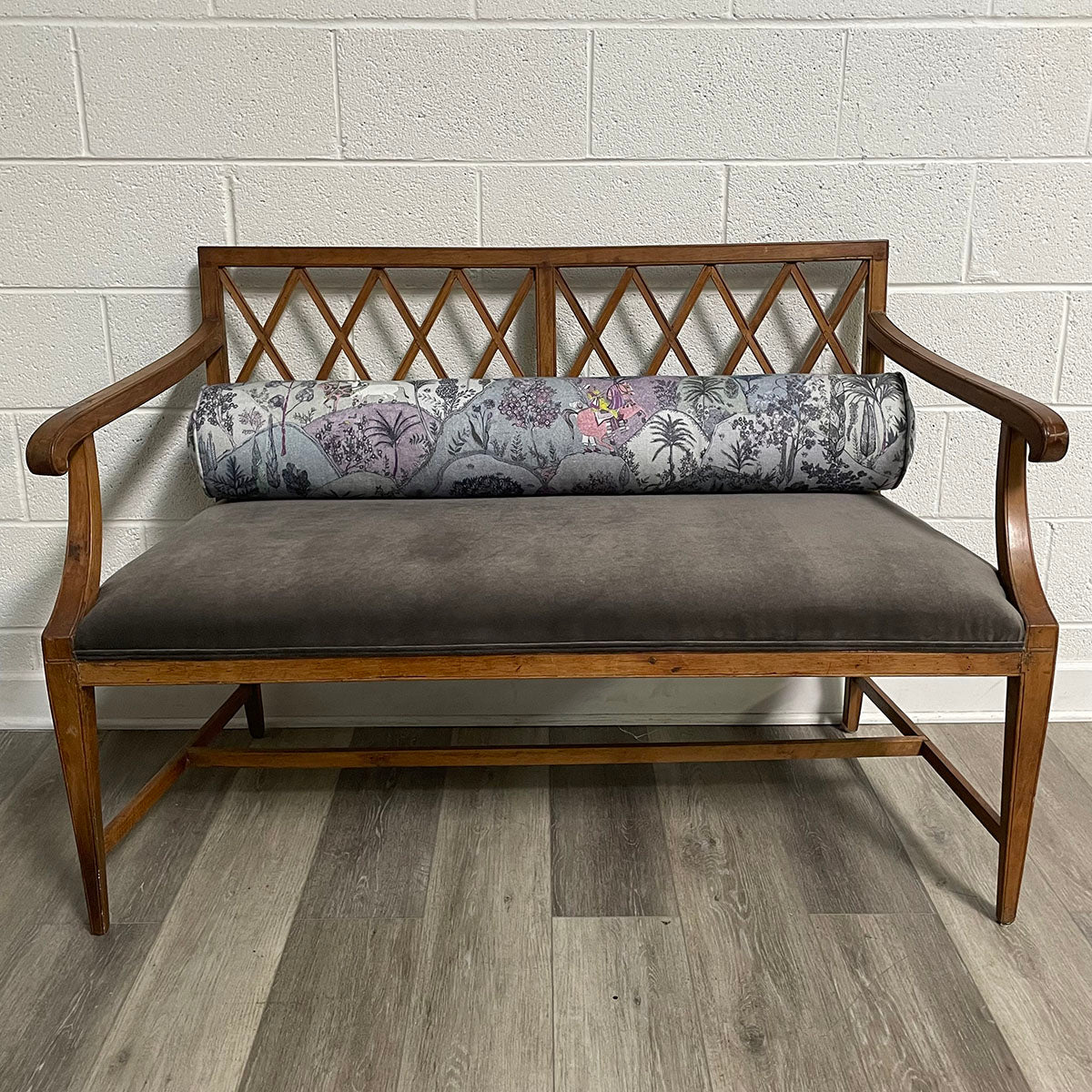 Solid Wood Bench with Cushion - Sturdy & Comfortable Seating for Patio, Garden, or Indoor Decor
