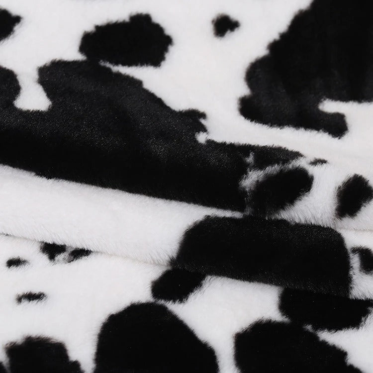 Soft and Cozy Cow Print Fluffy Blanket - Warm Plush Throw for Bed, Couch, and Home Decor - Perfect for Gifts, Nursery, and Farmhouse Style