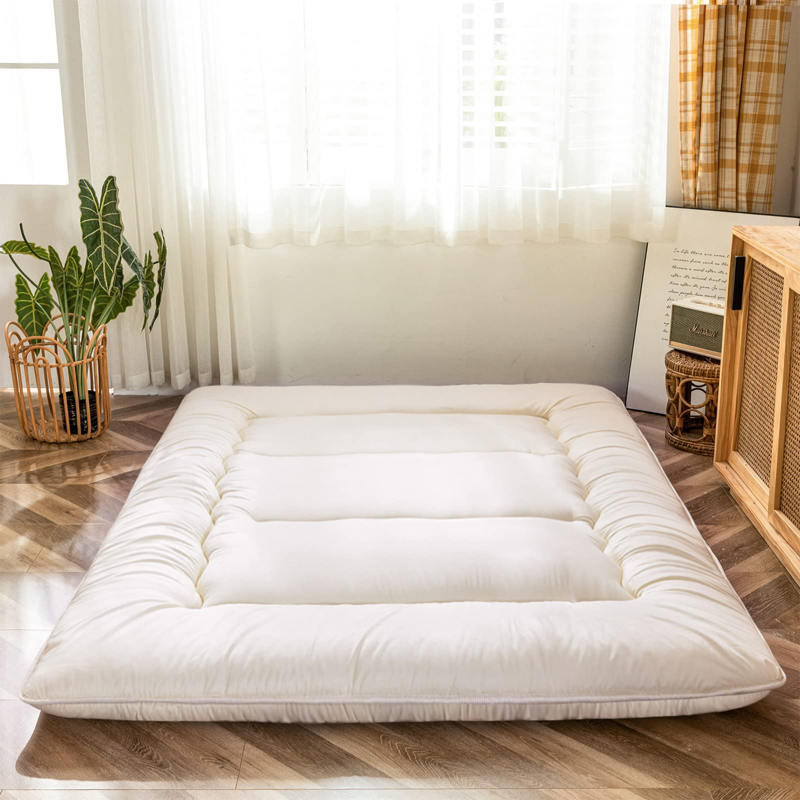 MAXYOYO Japanese Floor Futon Mattress - Portable Foldable Tatami Mattress for Guest Bed, Camping & Small Space Living | Comfortable Floor Sleeping Solution