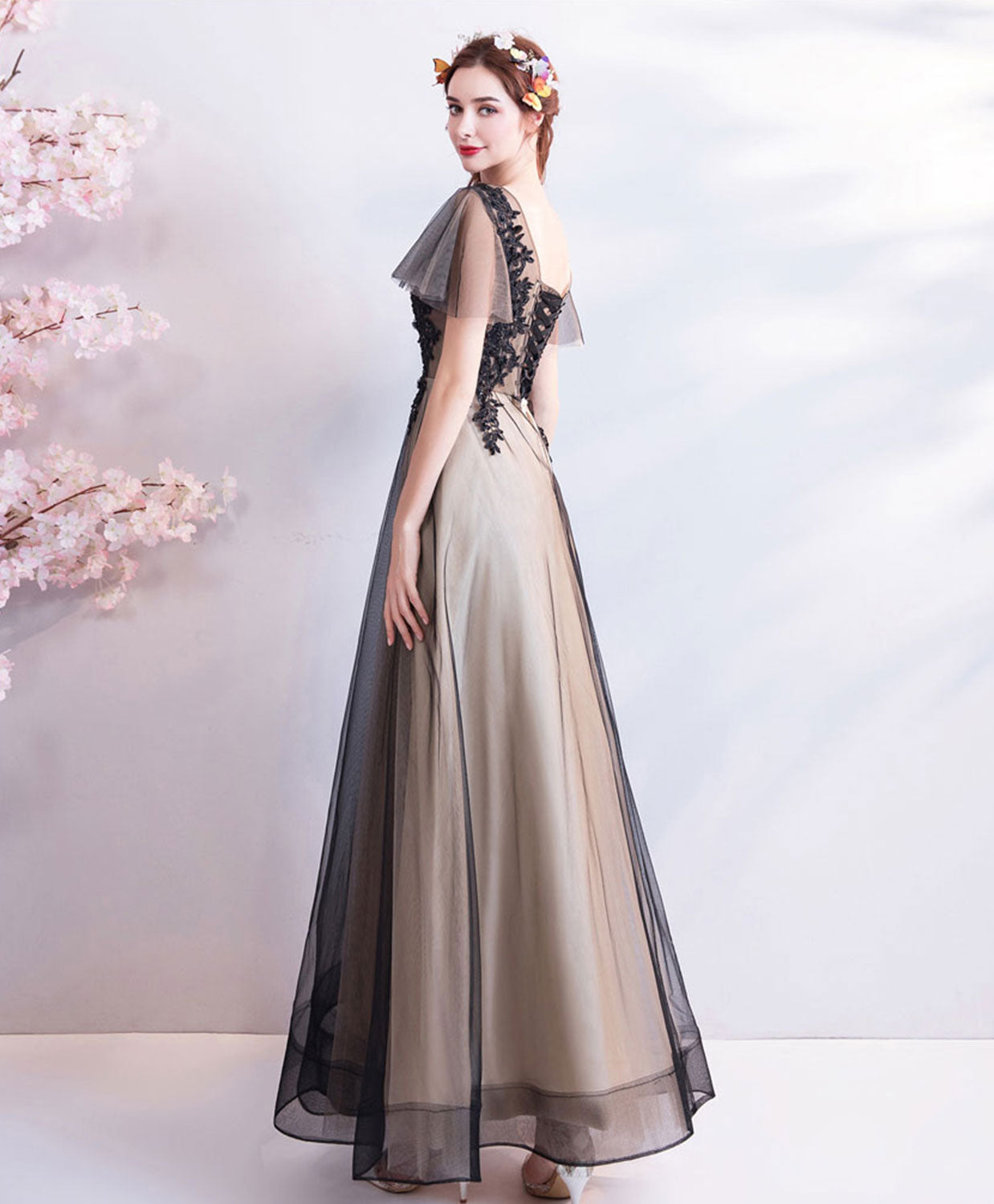 Elegant Black V-Neck Lace Tulle Long Prom Dress for Women - Perfect for Evening Gowns, Formal Dances & Special Occasions