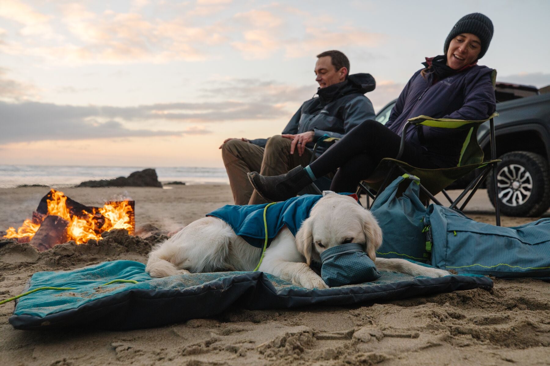 Ruffwear Quinzee Dog Jacket - Blue Moon Color, Waterproof & Insulated Winter Coat for Small to Large Dogs - Perfect for Hiking, Camping, and Cold Weather Adventures